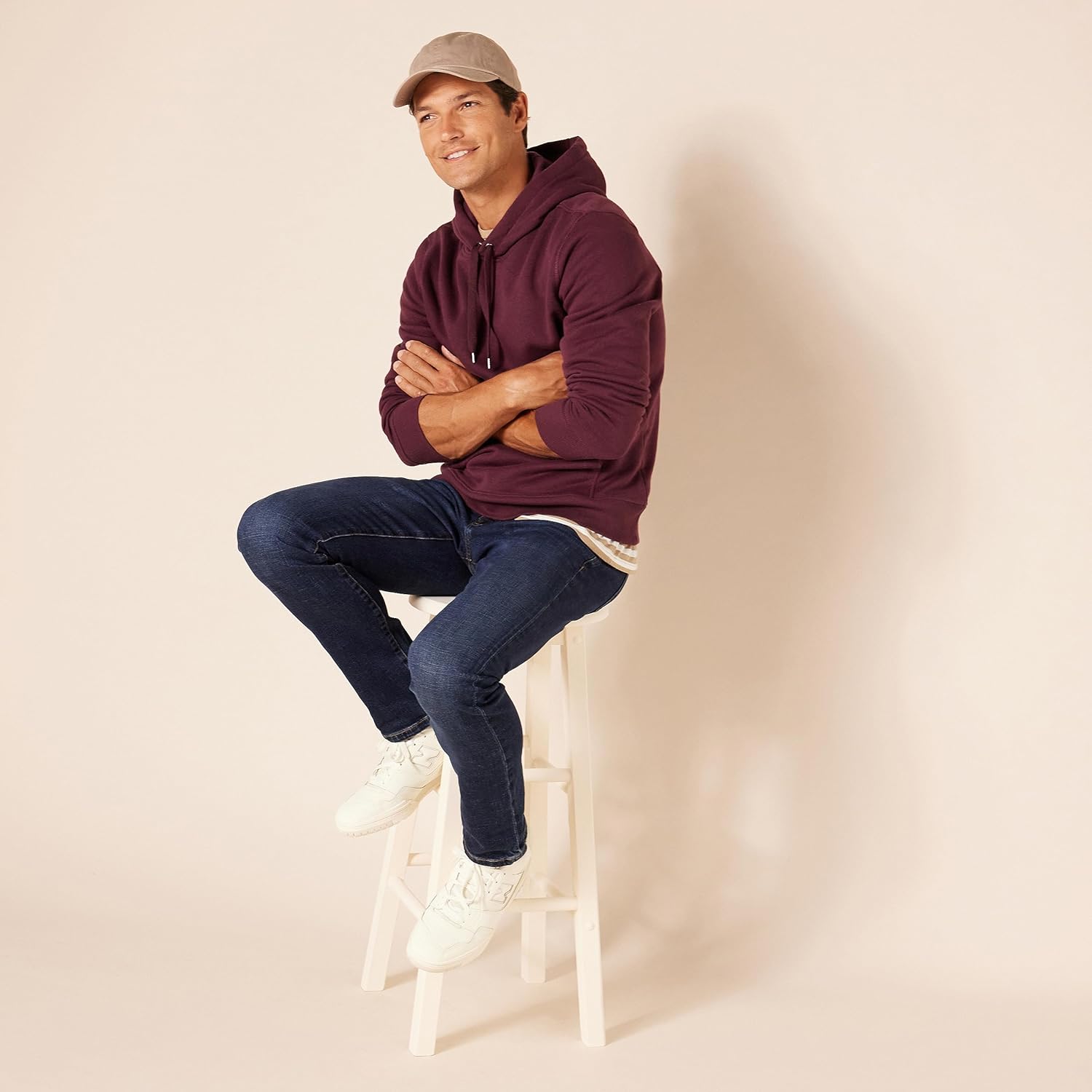 Thumbnail 4 de Amazon Essentials Men's Slim-Fit Jeans – Discontinued Colours