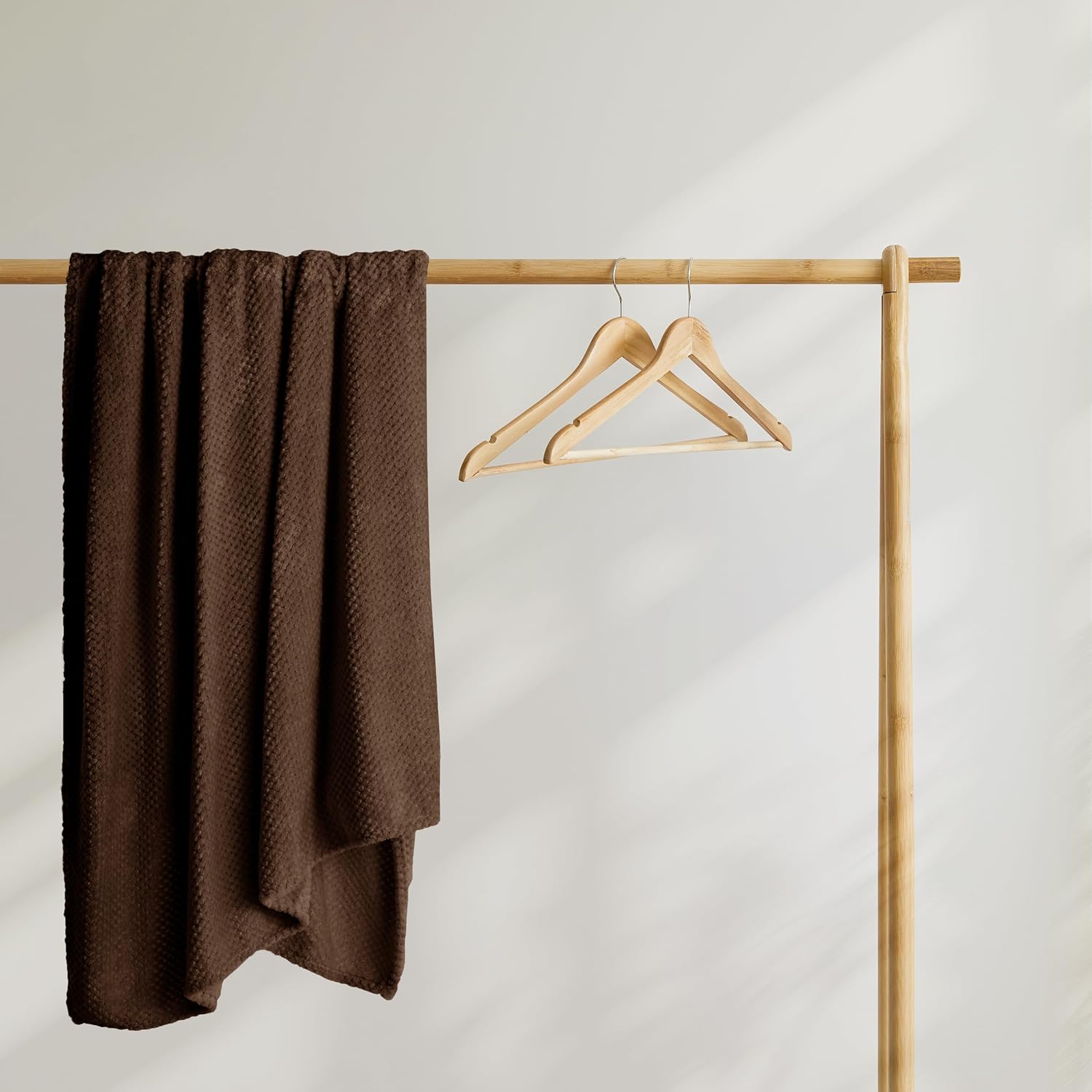 Detalle de DecoKing Henry microvezeldeken 70 x 150 cm, bruin en geruit