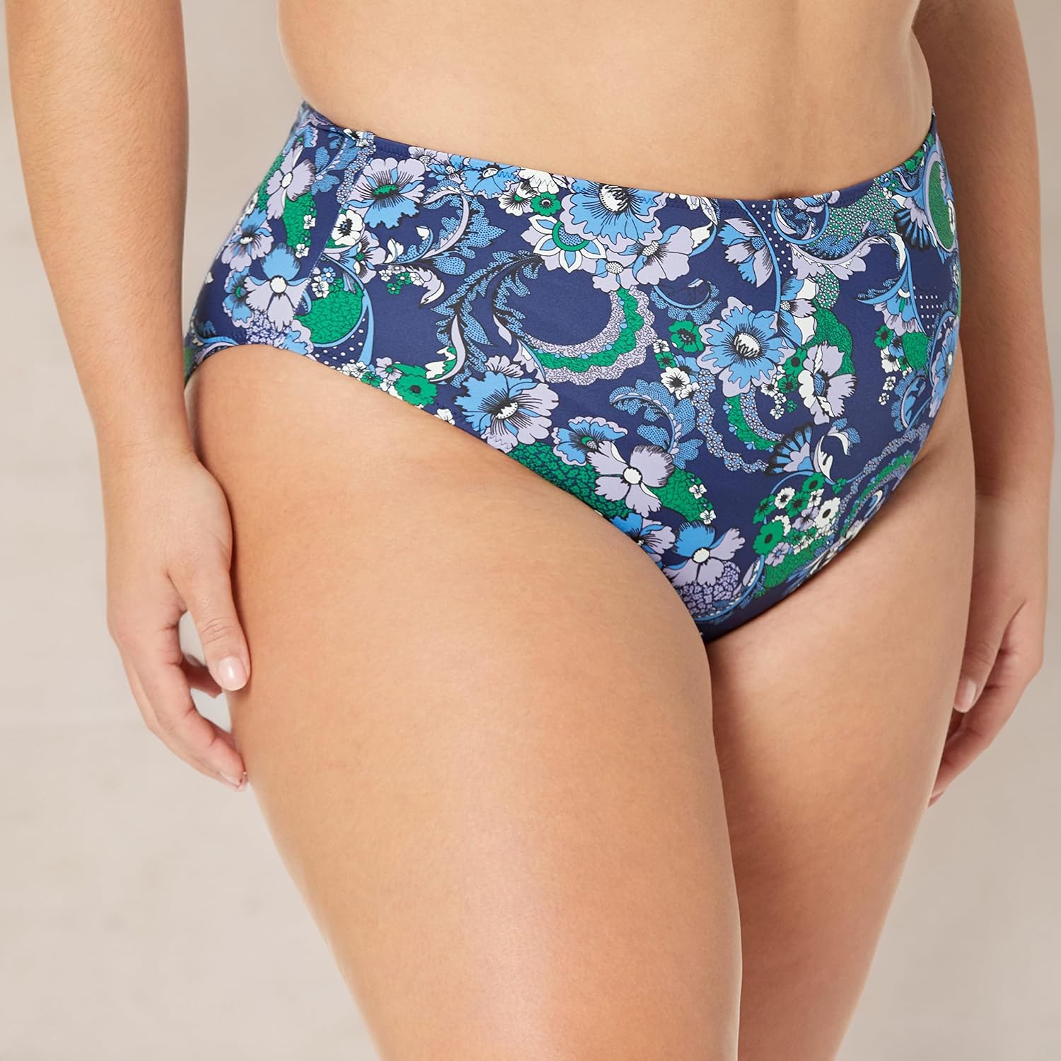 Thumbnail 5 de Amazon Essentials Donna Slip Bikini a Vita Alta SGAMBATO: comfort e stile per l’estate