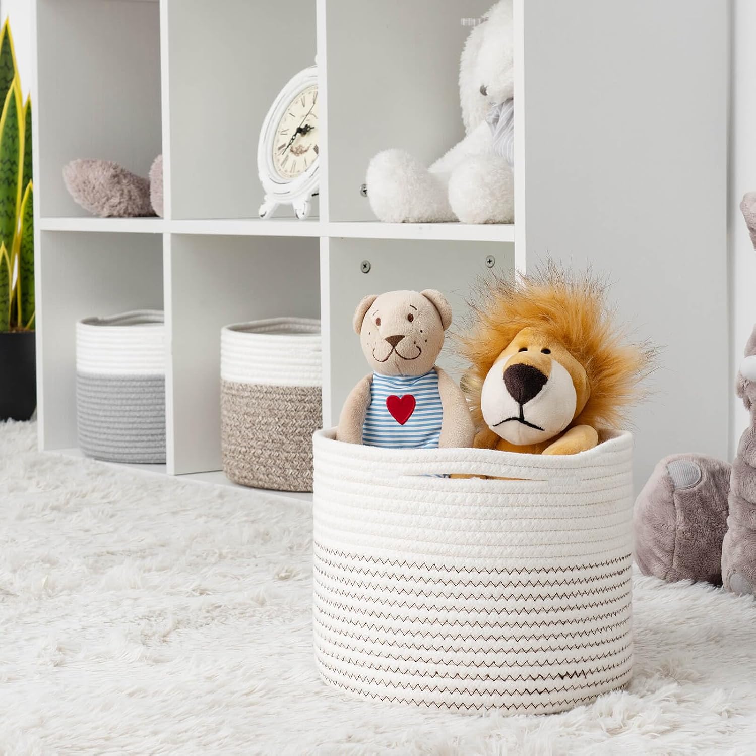 Detalle 2 de TIMEYARD Aufbewahrungskorb aus Baumwolle, geflochten – kleiner Regalkorb für Kinderzimmer & Büro (D24 x H18 cm)