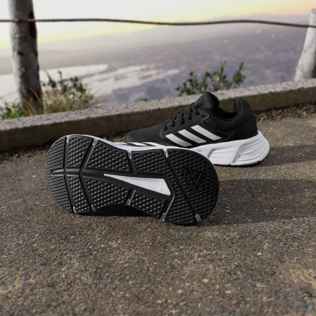 Detalle de Zapatilla Galaxy 6 de Adidas: guía de compra para decidir si merece la pena