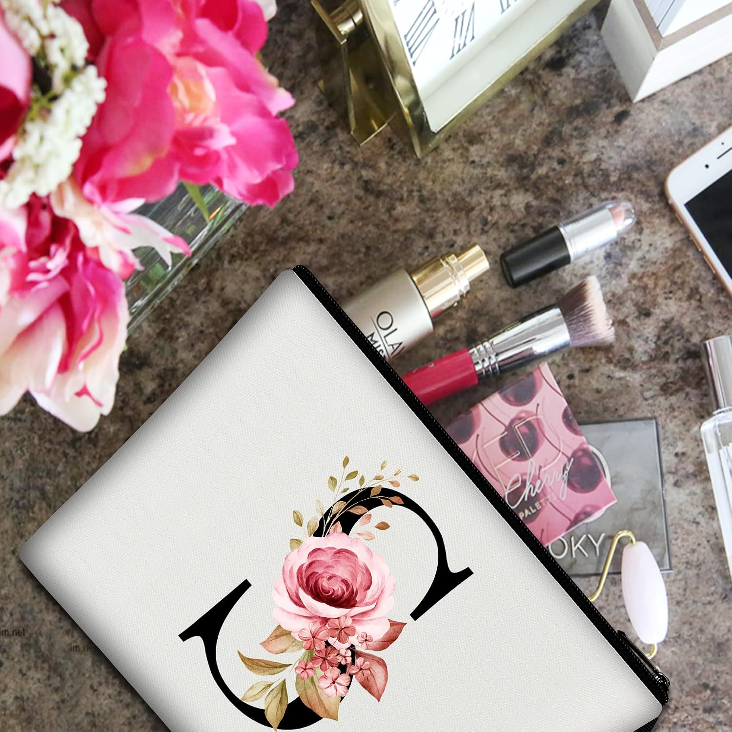Detalle 2 de Beauty case personalizzato A-Z