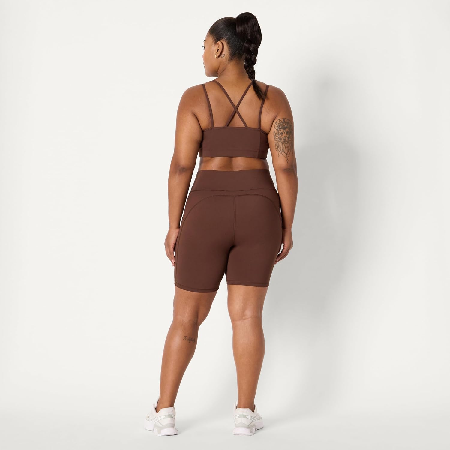 Thumbnail 6 de Amazon Essentials Women's Active Total Train High-Waist 7” Gym Shorts with Pockets