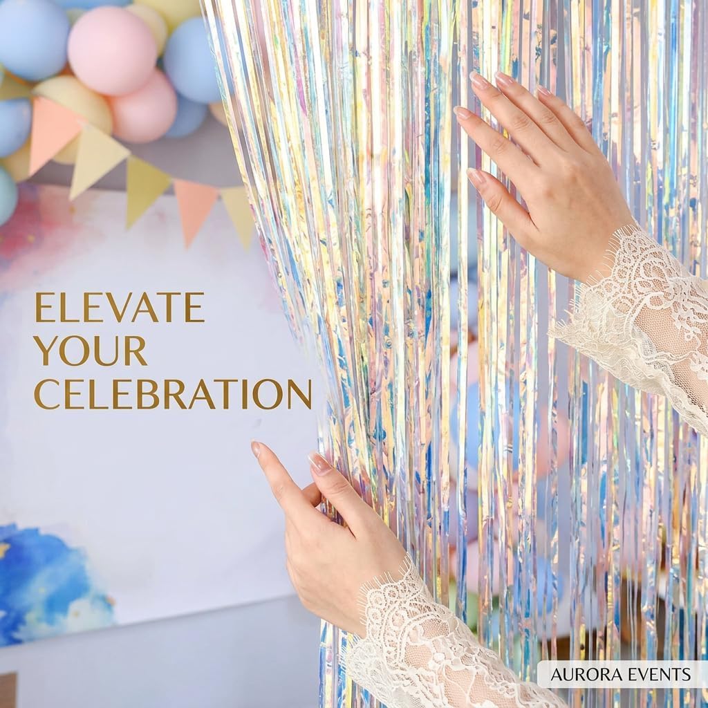 Detalle 2 de Iridescent Foil Fringe Curtain, 97cm x 198cm