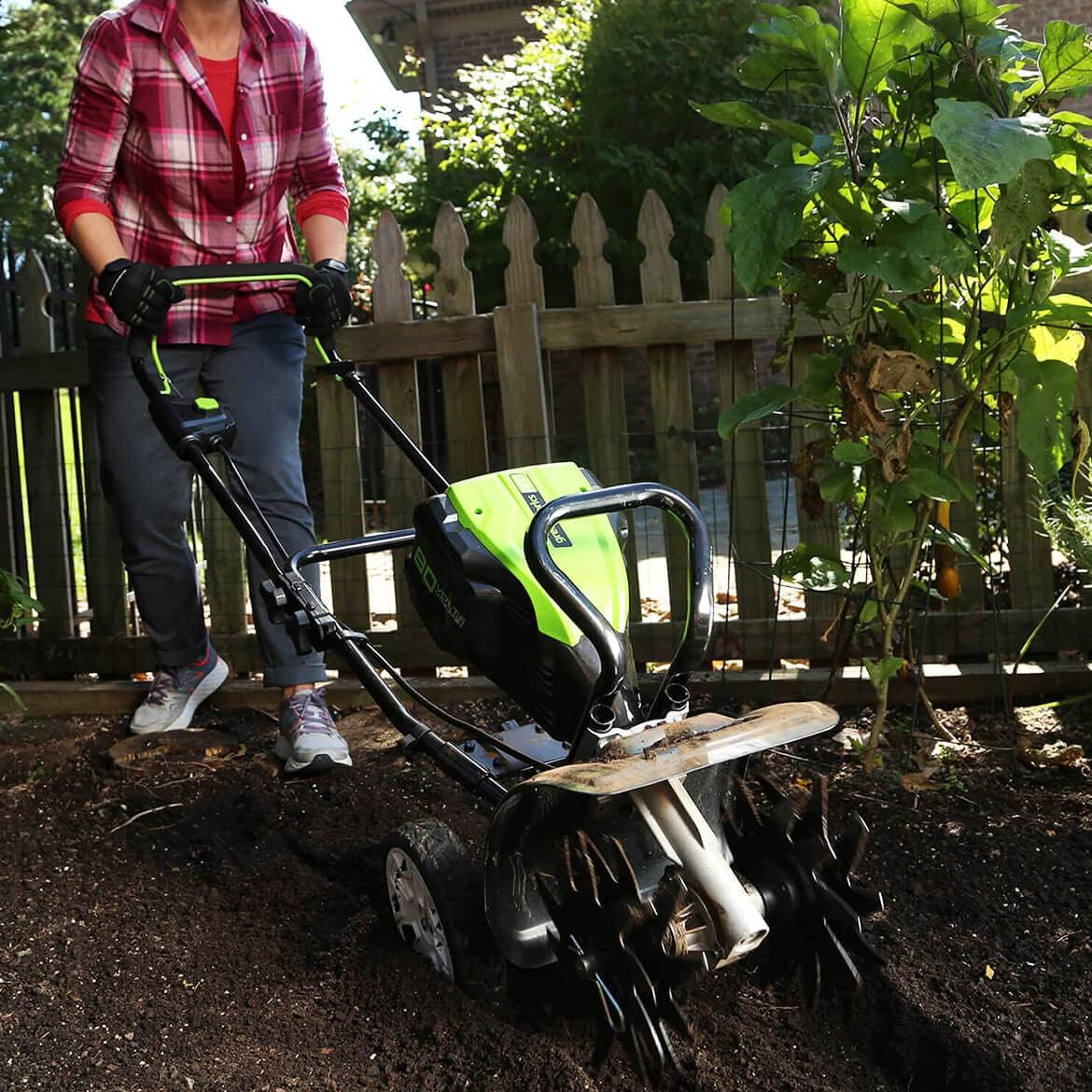 Detalle 2 de Greenworks Cordless Tiller Cultivator, 80V