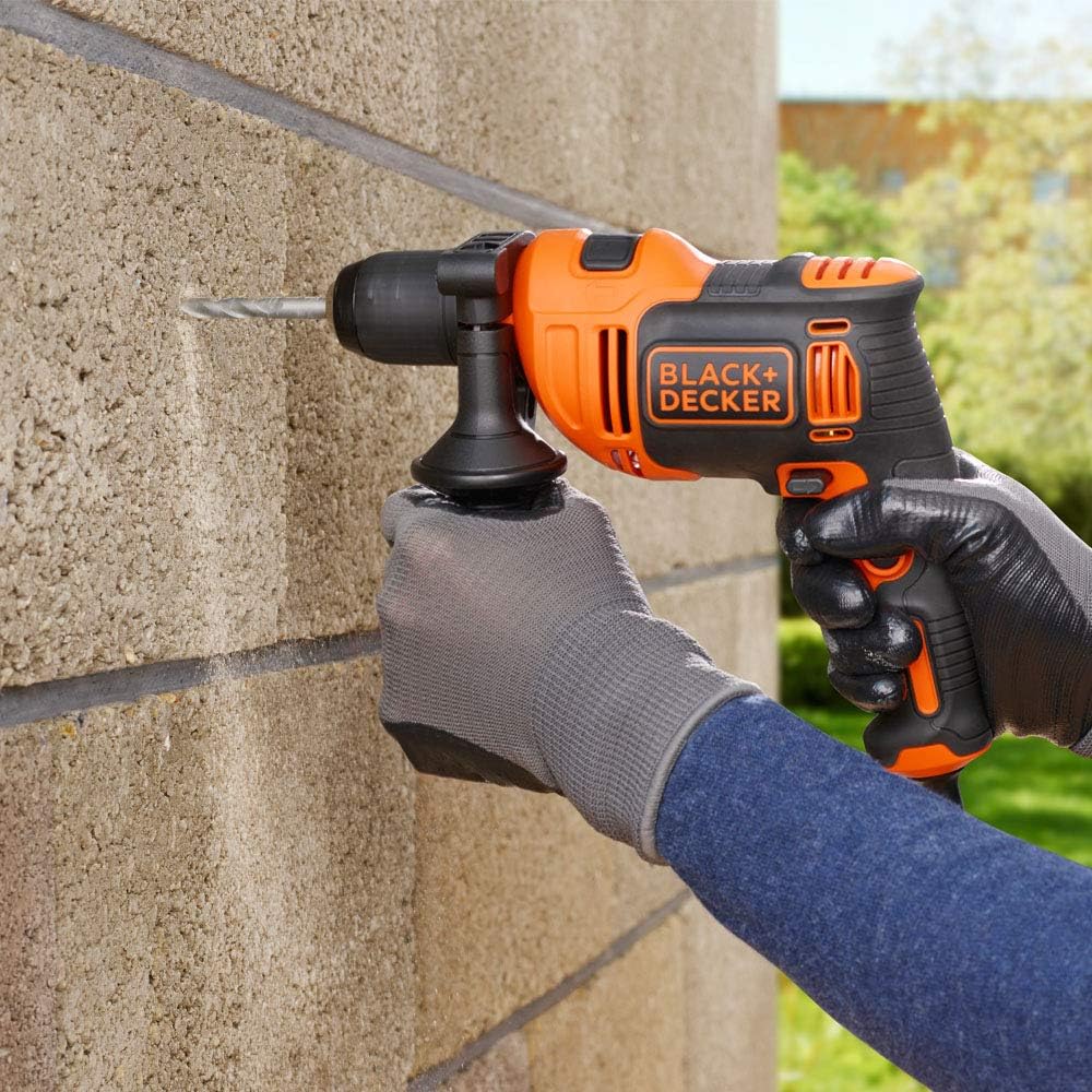 Detalle de BLACK+DECKER Trapano a percussione BEH710SA32-QS da 710 W con 32 accessori in SoftBag