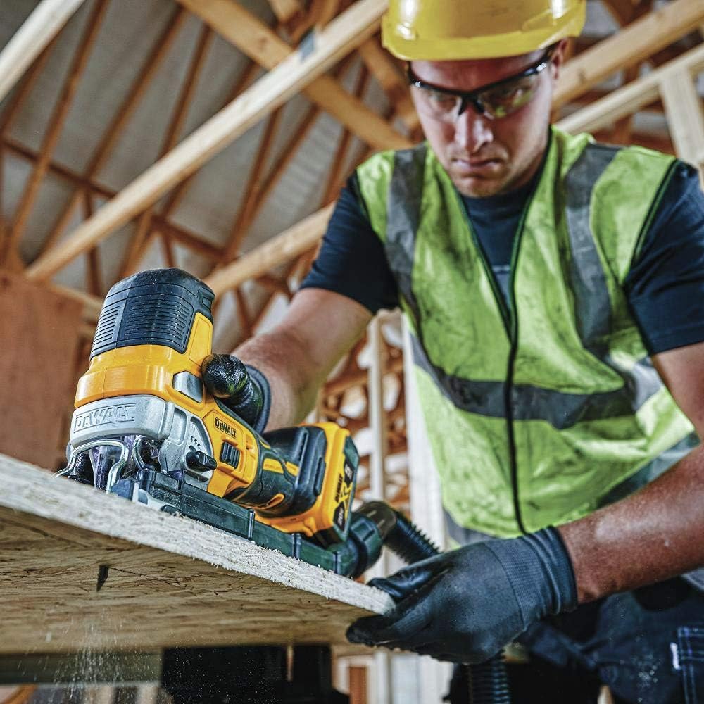 Detalle de DEWALT DCS335B 20V MAX Barrel-Grip Jigsaw, Brushless, Variable Speed