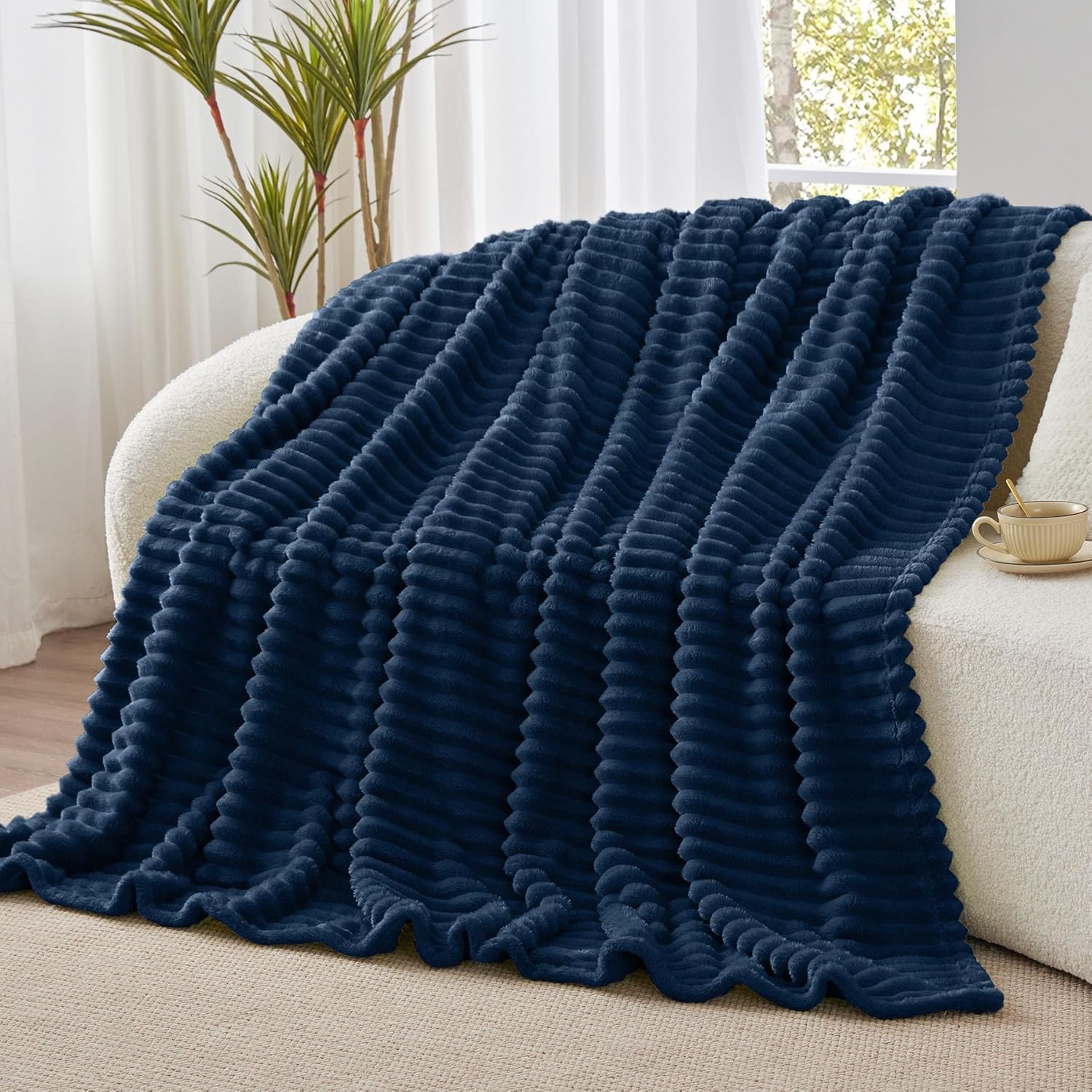 Thumbnail 5 de BEDELITE Fluffy Fleece Throw 300 g/m² 🛋