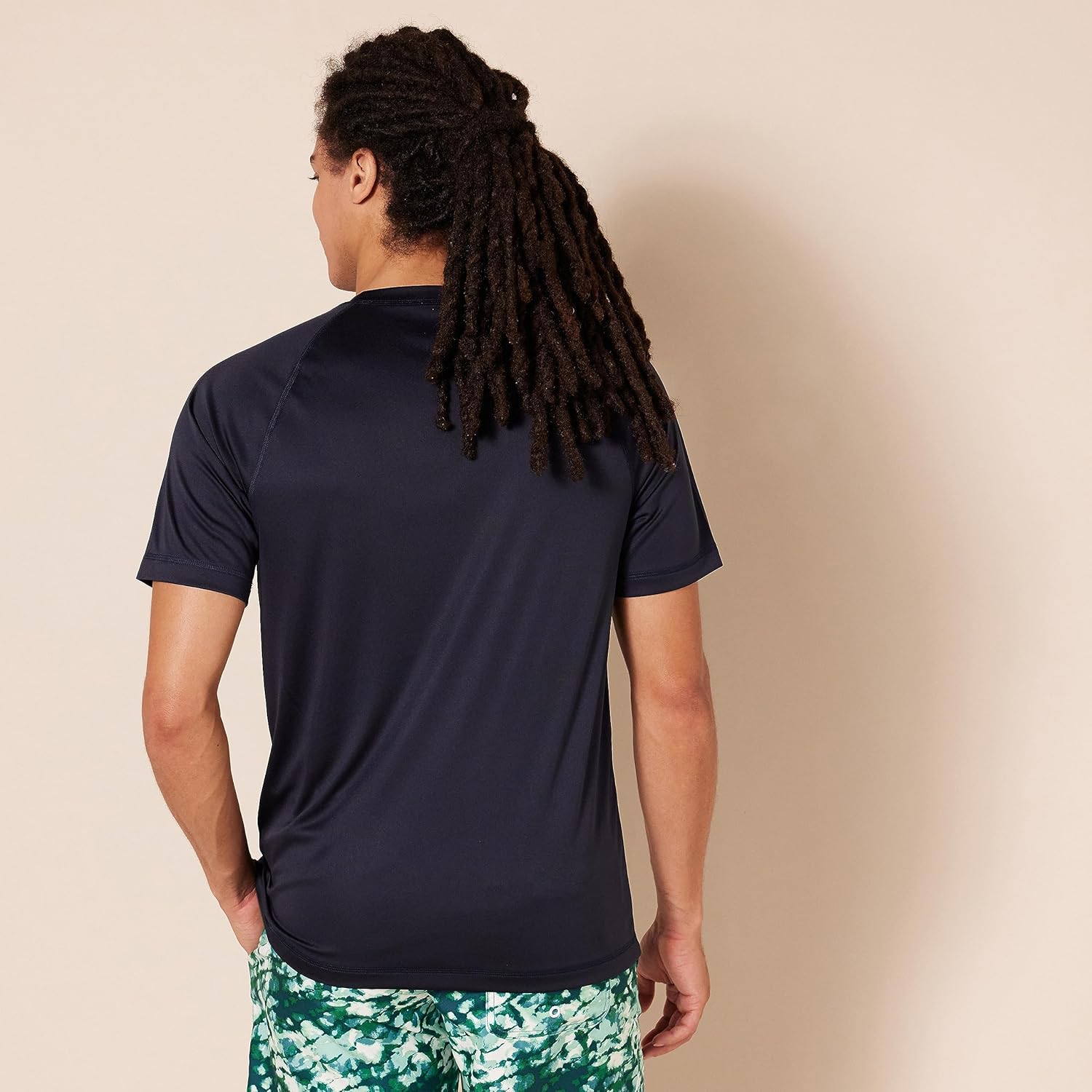 Thumbnail 1 de Amazon Essentials Herren-Bade-T-Shirt Slim Fit mit UPF 50, kurzärmelig & schnelltrocknend