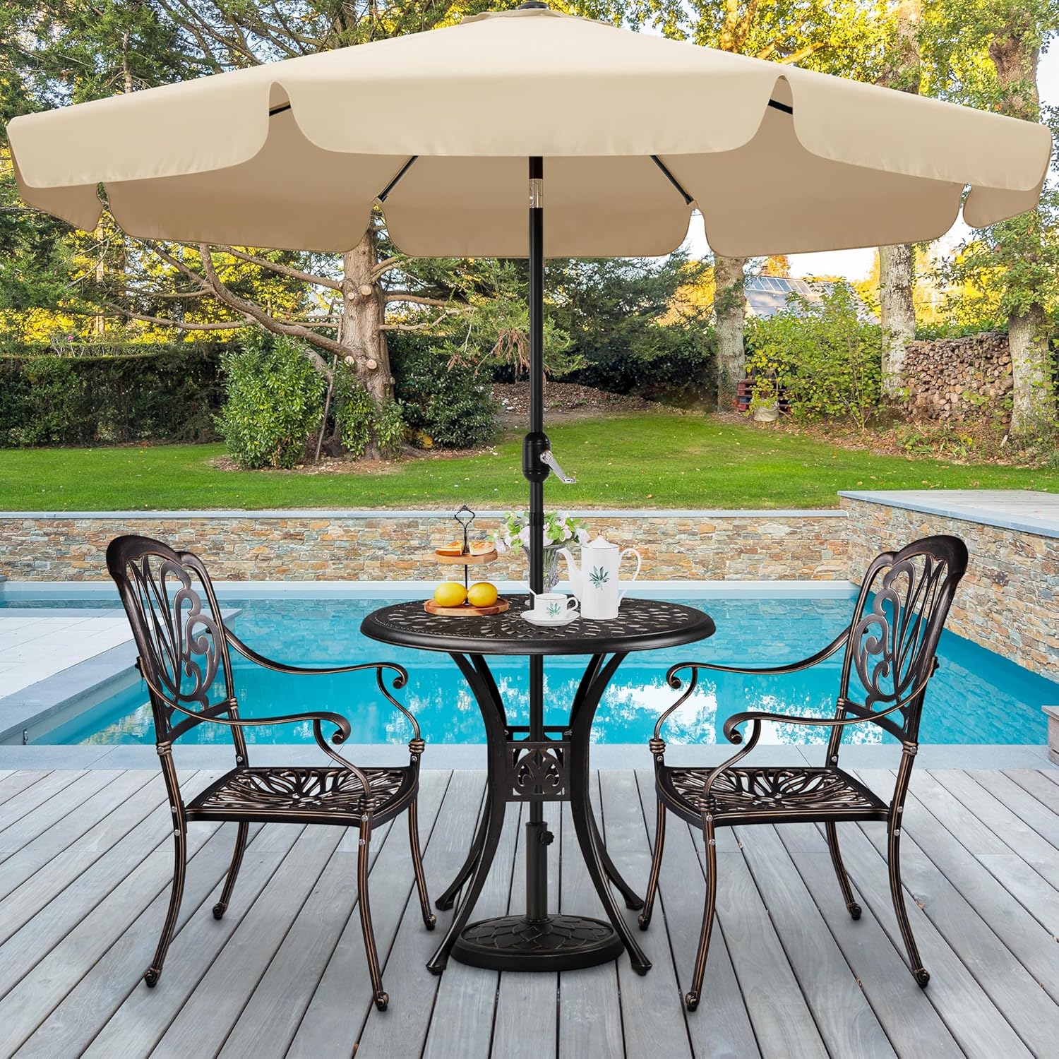 Thumbnail 1 de Yaheetech Table de jardin ronde design vintage en aluminium bronze, avec trou pour parasol et patins réglables (Ø 78 cm)