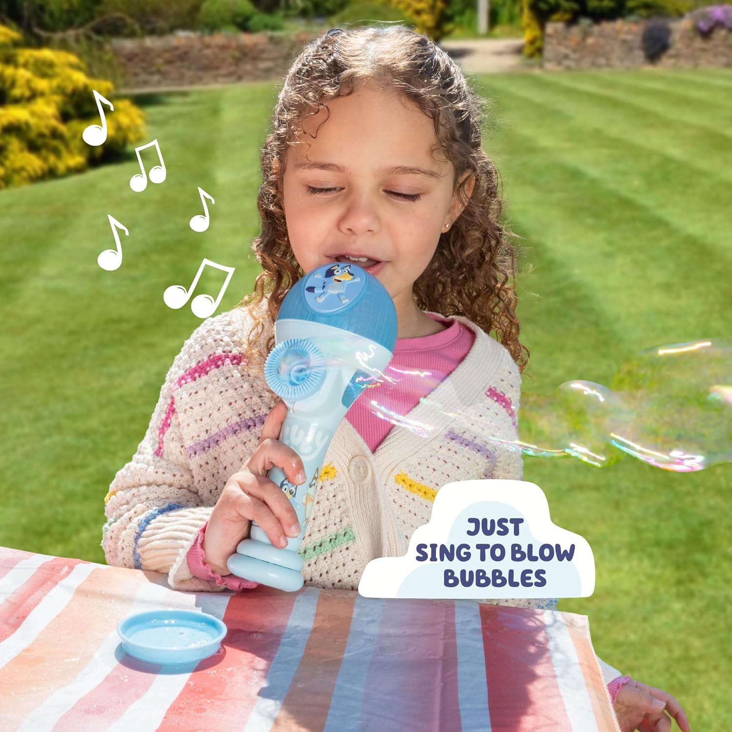 Thumbnail 2 de Bluey Dance Mode Bubble Machine with Microphone
