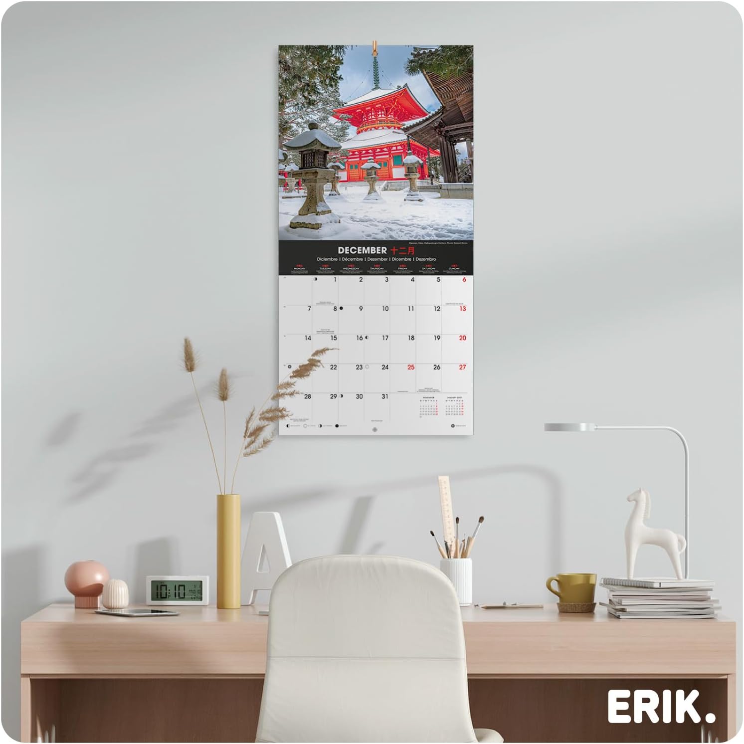 Thumbnail 3 de Grupo Erik Calendario 2026 Mensile da muro 30x30 cm 📅