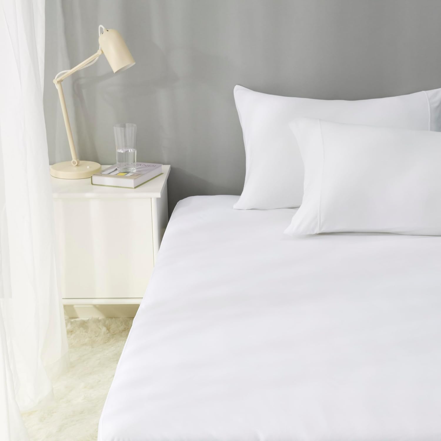 Thumbnail 6 de Amazon Basics Waterproof Mattress Protector (180 x 200 cm) with 45 cm Deep Pocket