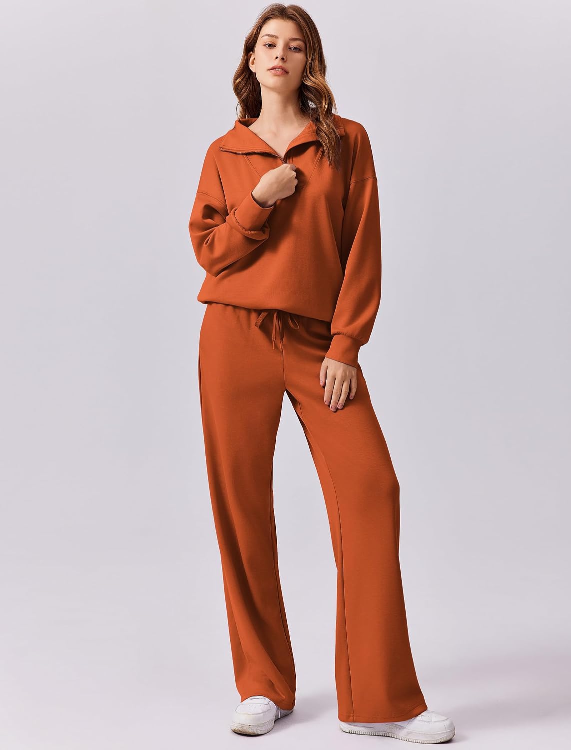 Detalle 2 de PINSPARK pinspark tracksuit Women’s Two-Piece Set with Oversized Sweatshirt