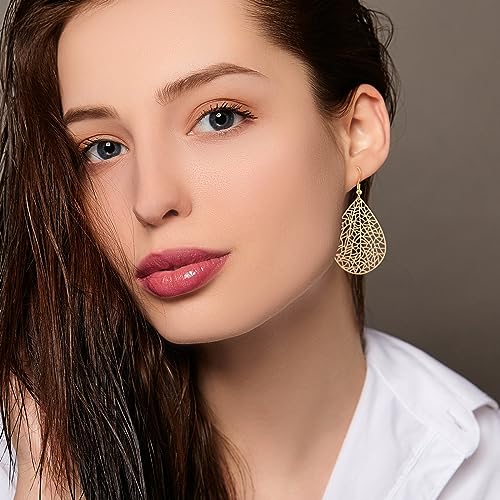 Detalle 2 de Weviway 14K Gold Plated Teardrop Dangle Earrings – Handmade Leaf Design