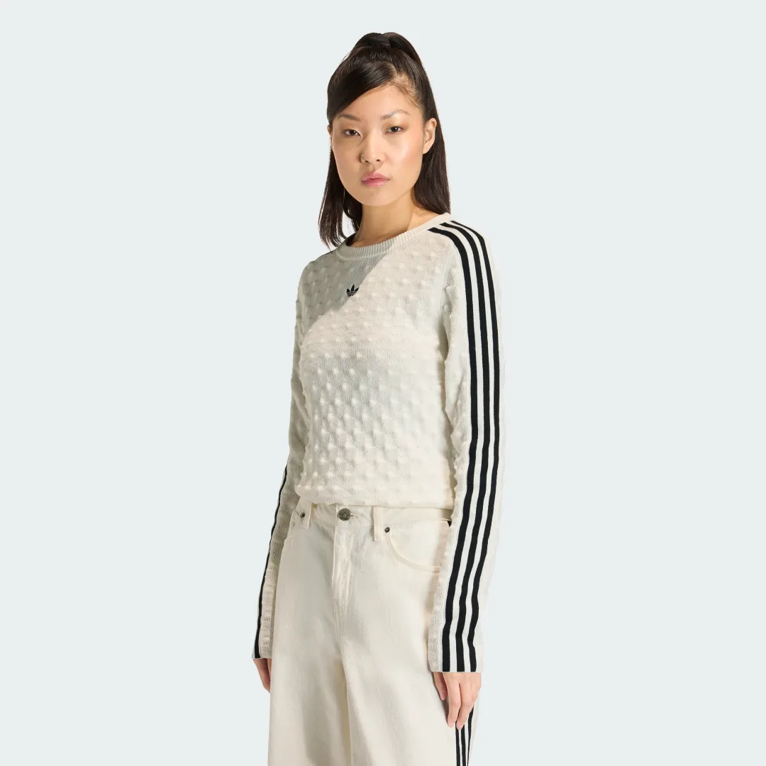 Detalle de SUDADERA ENTALLADA DE PUNTO PICOT ADIDAS ORIGINALS – color Blanco