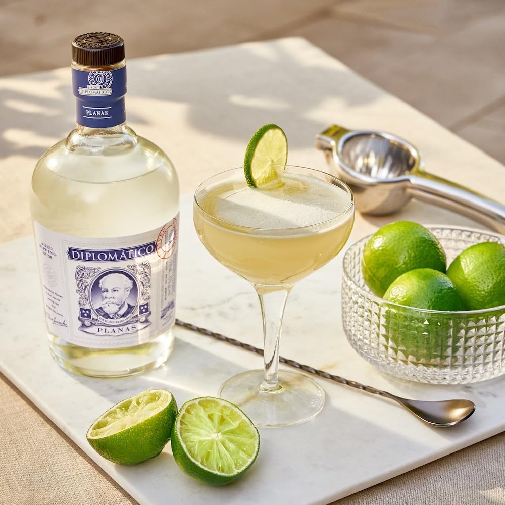 Detalle 2 de Ron Diplomático Planas 70cl, 47% Volumen 🍹