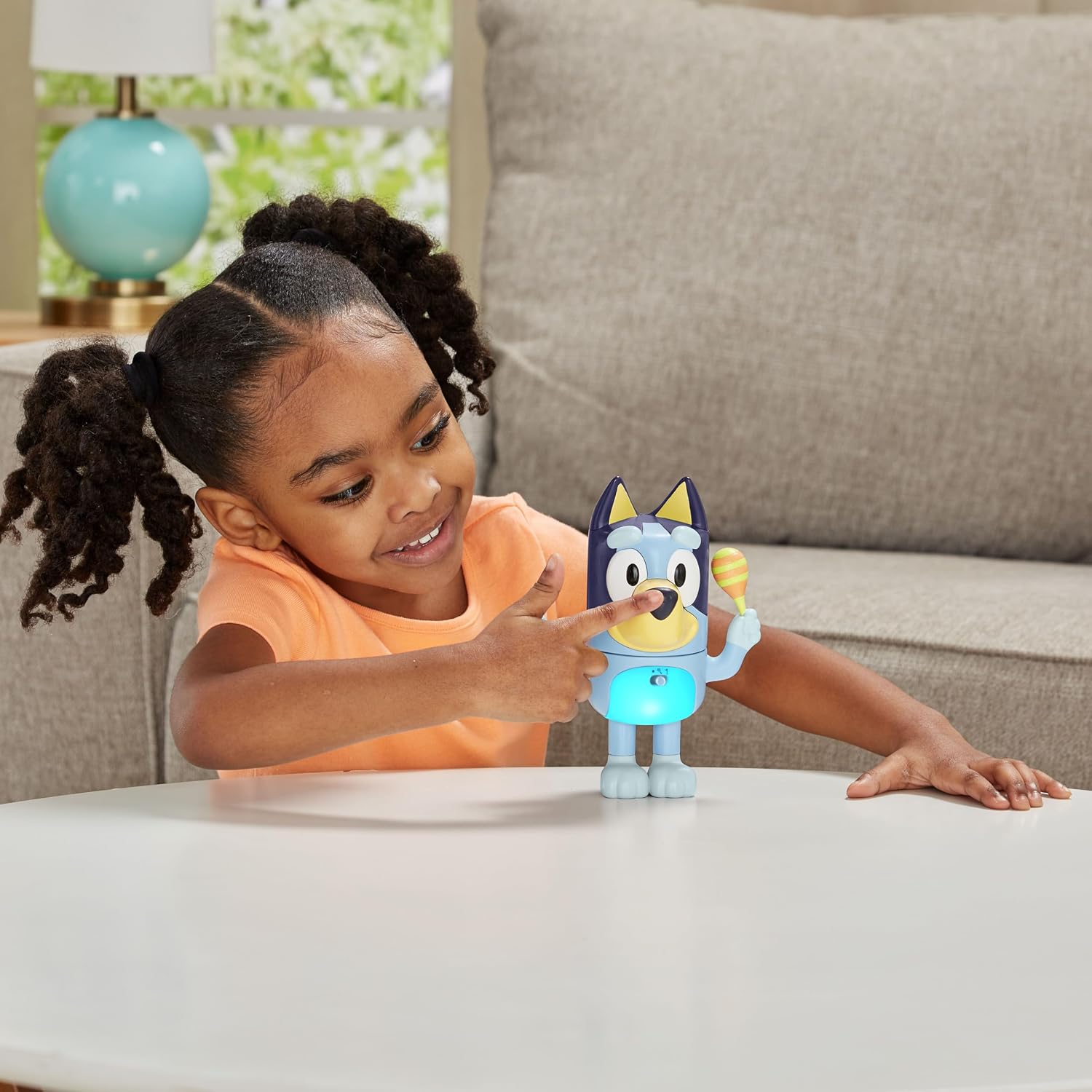 Thumbnail 4 de VTech ¡Muévete con Bluey! Mascota interactiva