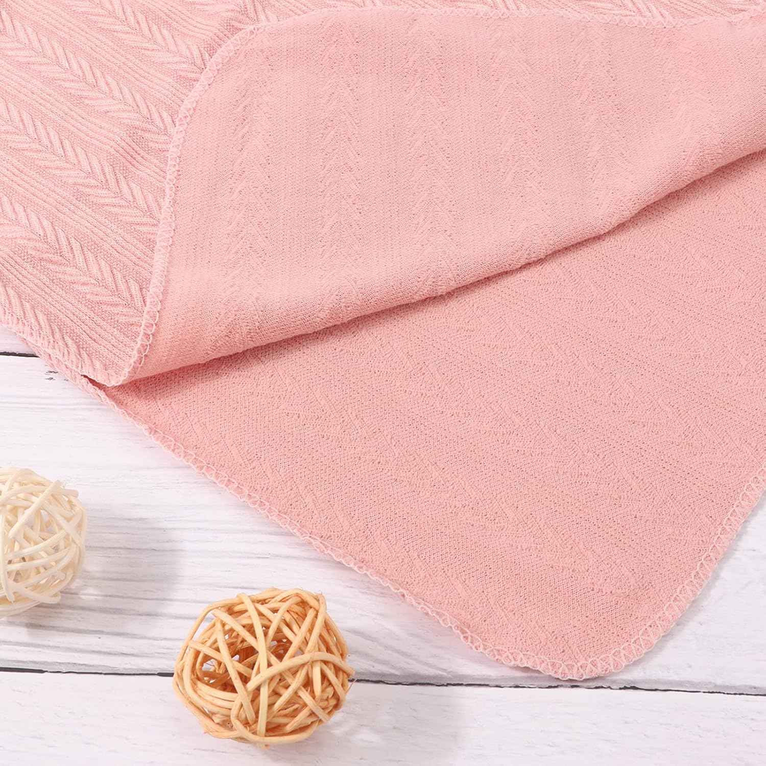 Detalle 2 de DRESHOW Newborn Receiving Blanket Set with Matching Bow Hat and Bow Headband for Girls