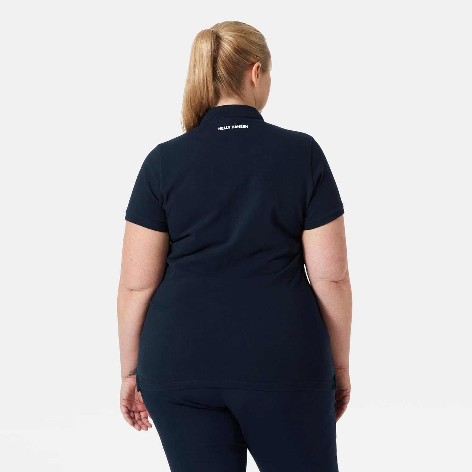 Detalle de Helly Hansen Donna Polo Crew Pique 2: polo in cotone organico per un look femminile e versatile