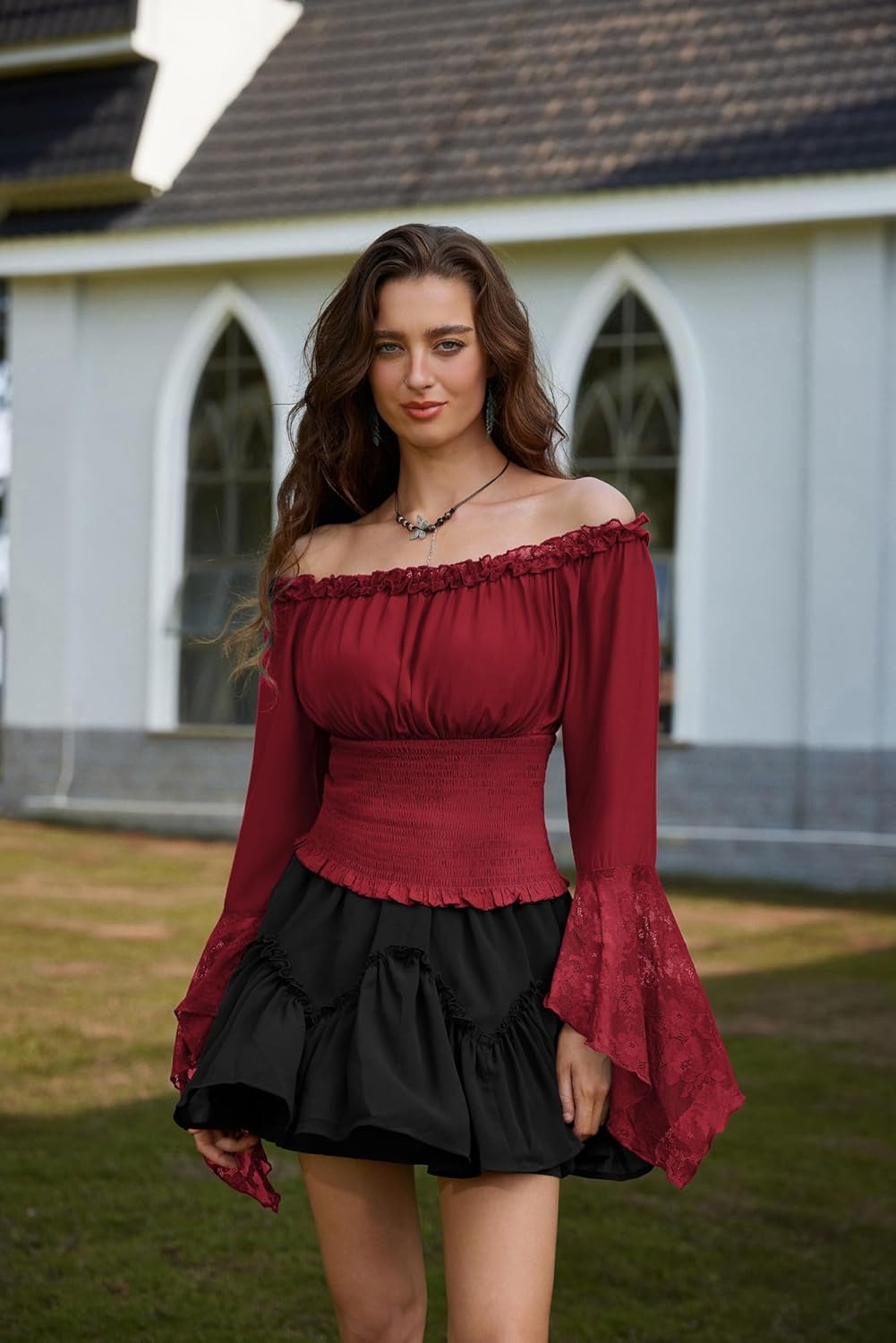 Thumbnail 1 de SCARLET DARKNESS Women's Renaissance Off-Shoulder Lace Top