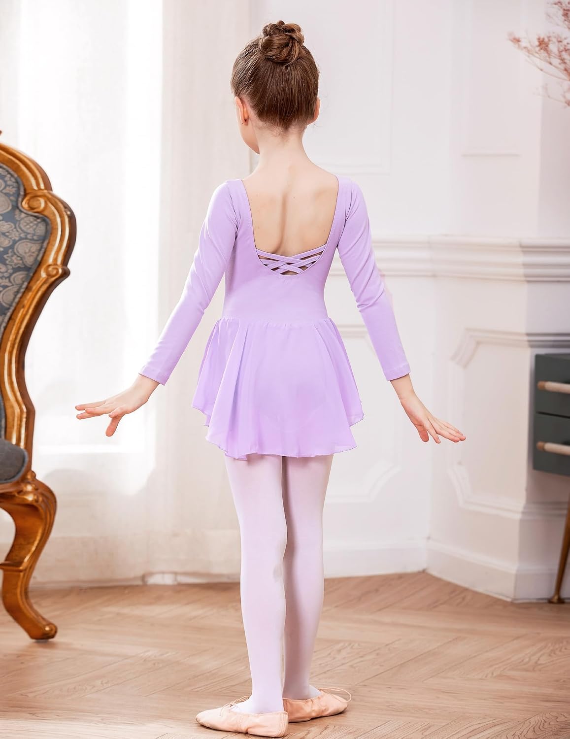Detalle de Justaucorps de danse Beyove en coton avec dos nu et jupe tutu, manches longues (2 à 10 ans)