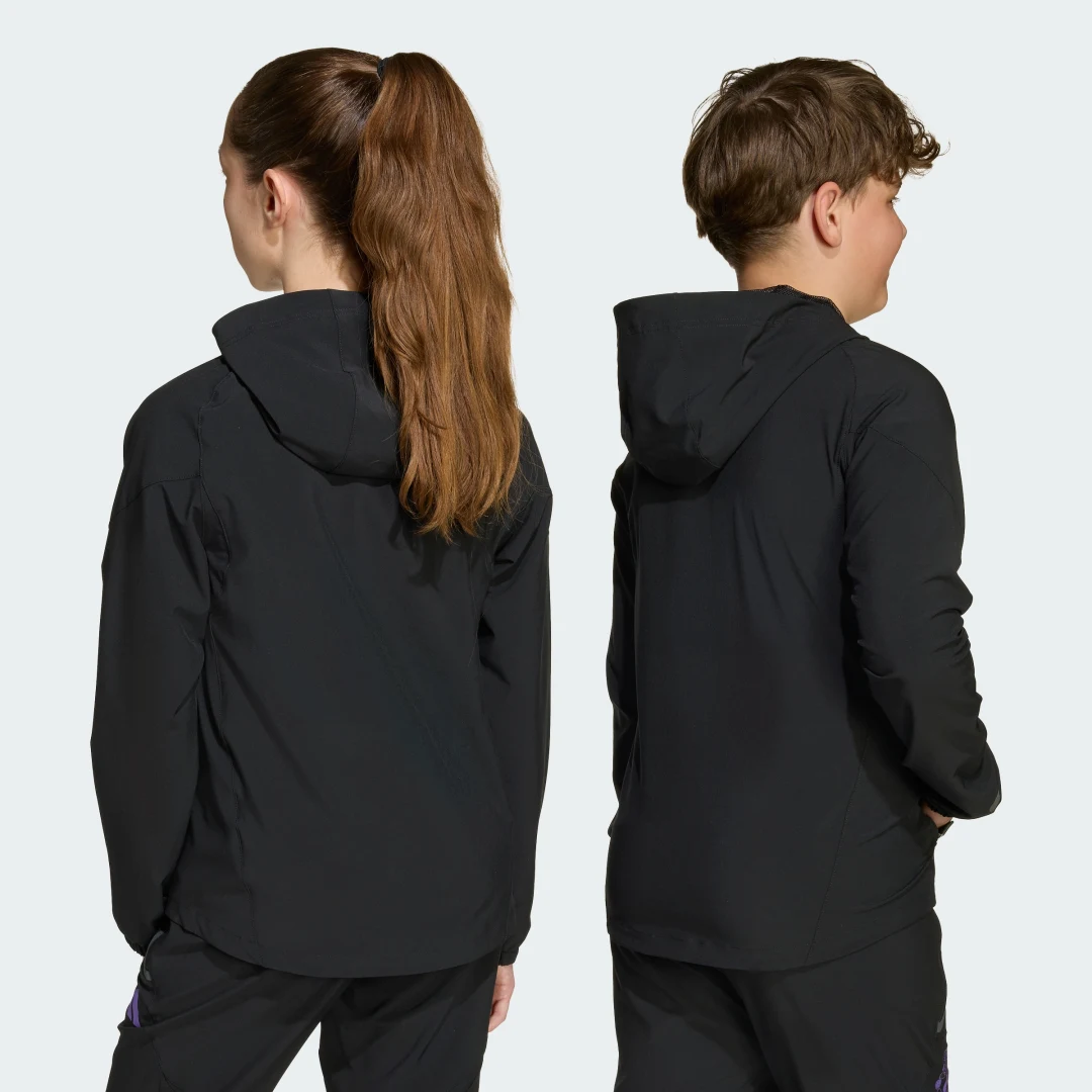 Detalle 2 de Chaqueta Manchester United Tiro 25 Competition Vis Tech Travel de Adidas