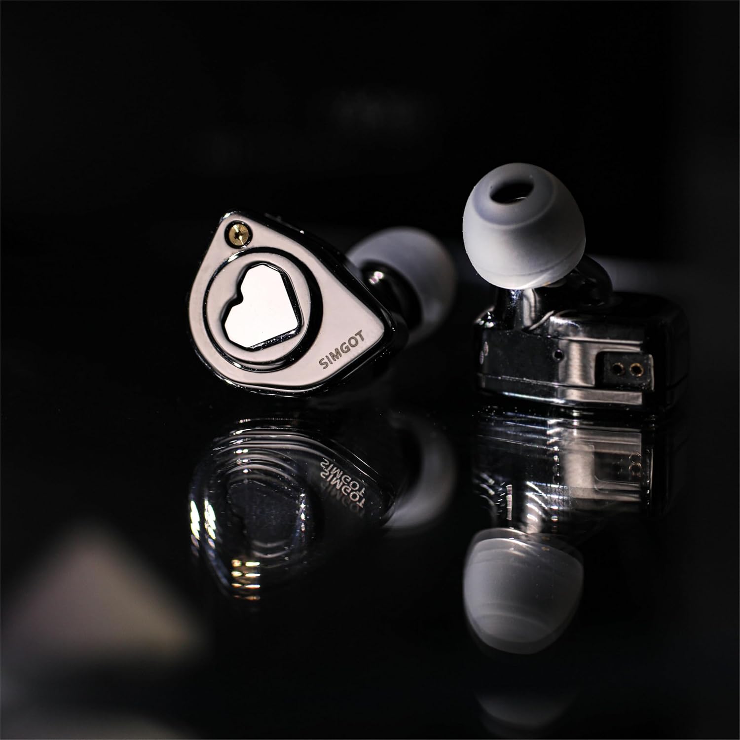 Detalle 1 de Linsoul SIMGOT EW300 Hybrid IEMs with Triple Drivers and Detachable Tuning Nozzles