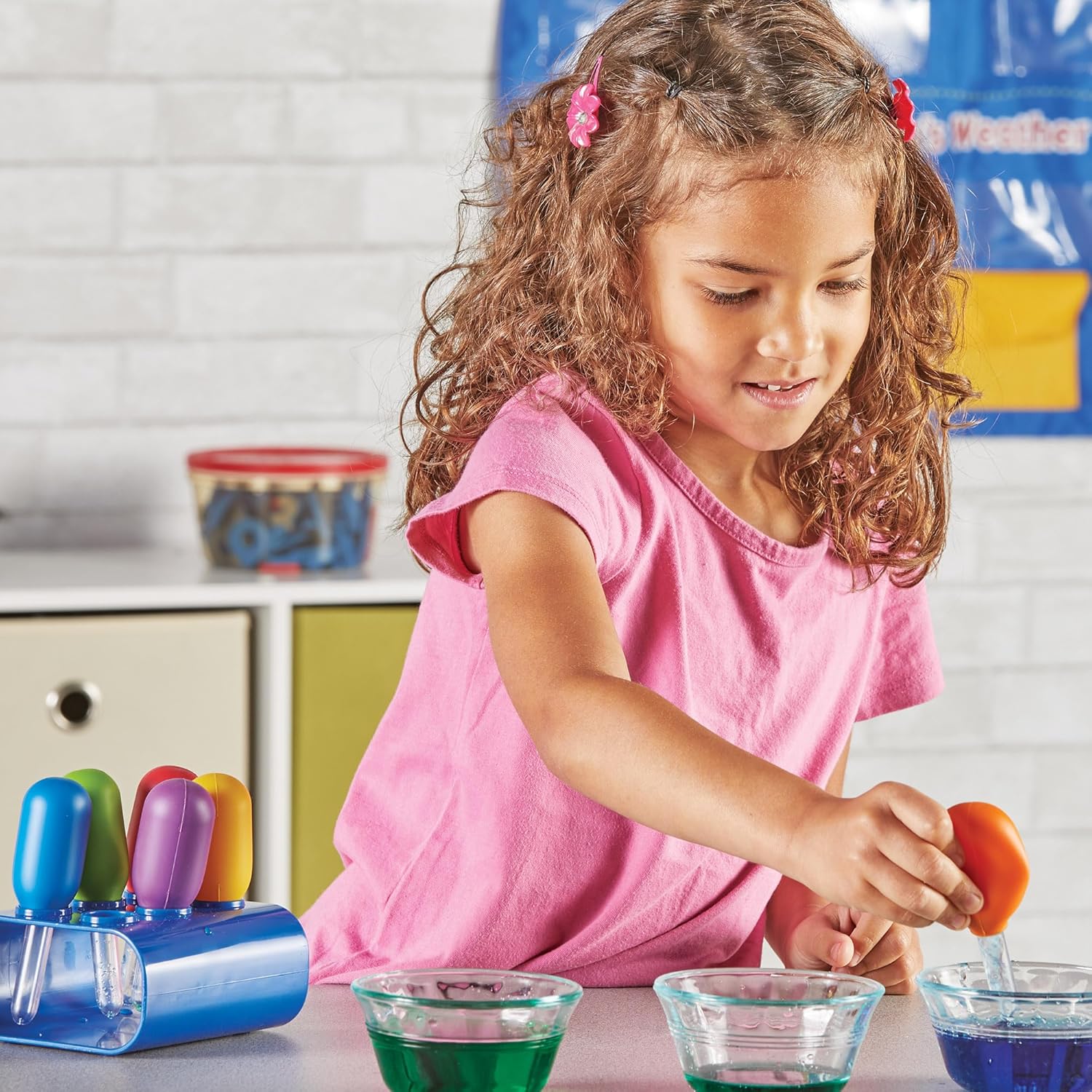 Thumbnail 4 de Learning Resources Compte-Gouttes Géants – Pipettes Montessori avec Support