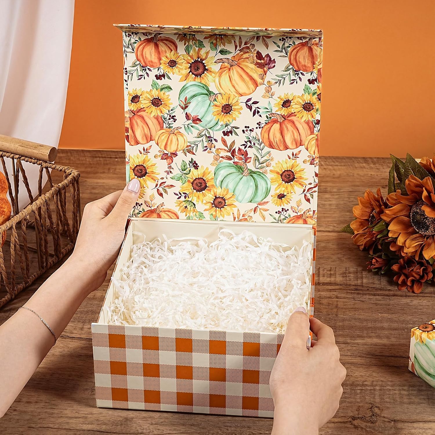 Detalle de RUSPEPA Fall Gift Box, 8 x 8 x 4 Inches
