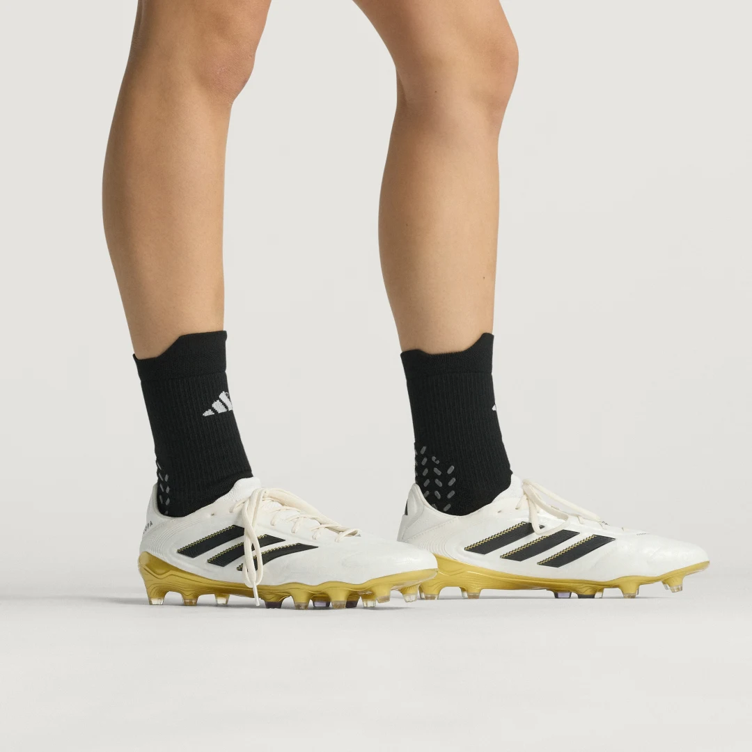 Detalle de Adidas Copa Pure 3 Elite para césped natural seco: ficha objetiva y práctica