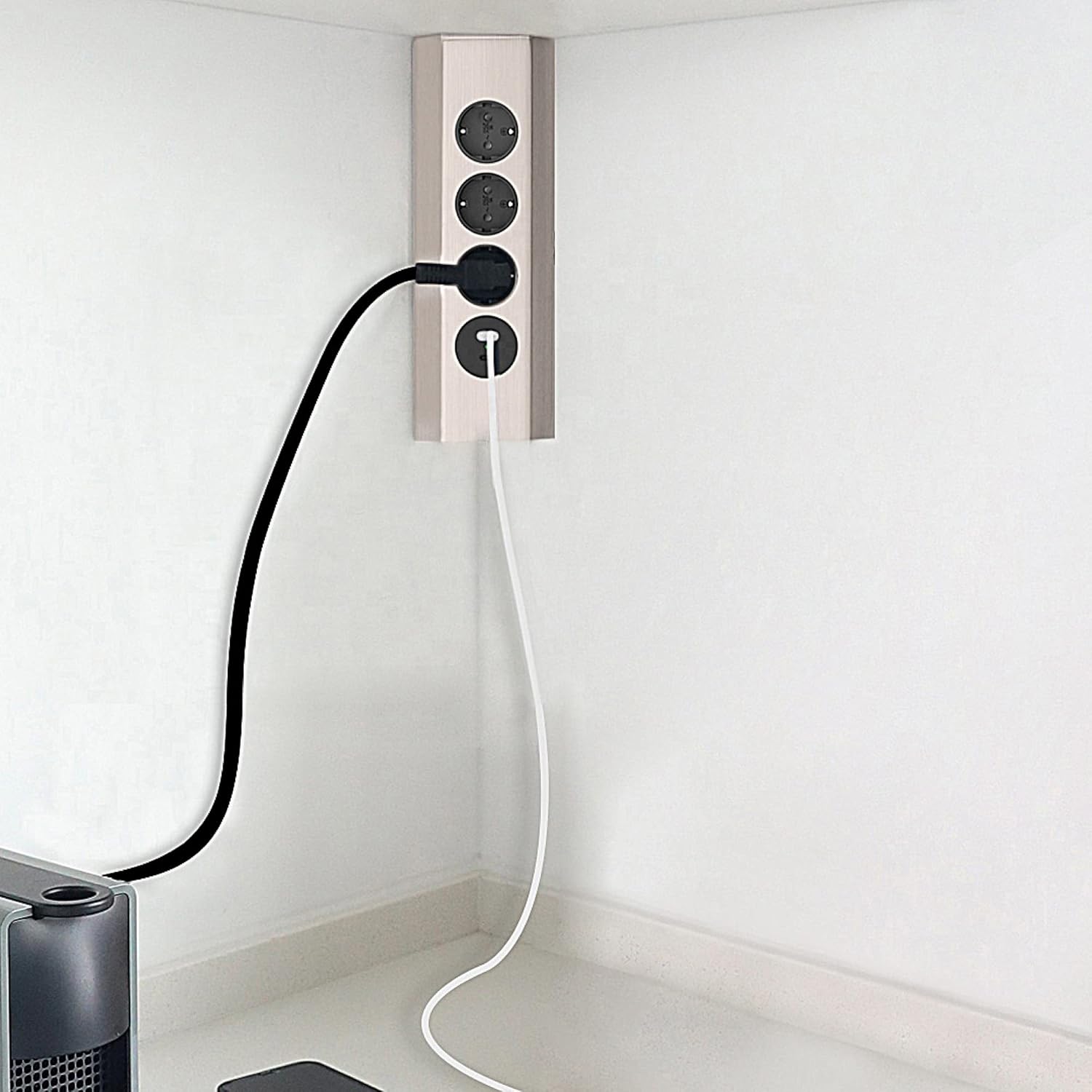 Thumbnail 4 de Electraline 62514 Regleta Angular cocina 3 Schuko 2 USB