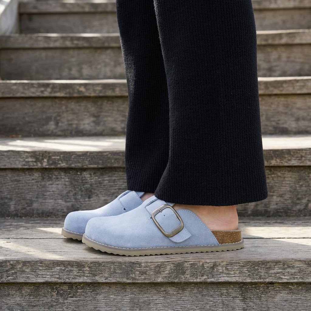 Thumbnail 6 de CUSHIONAIRE Women’s Blain Genuine Suede Slip-On Clogs with Memory Foam & Chic Buckle Mule