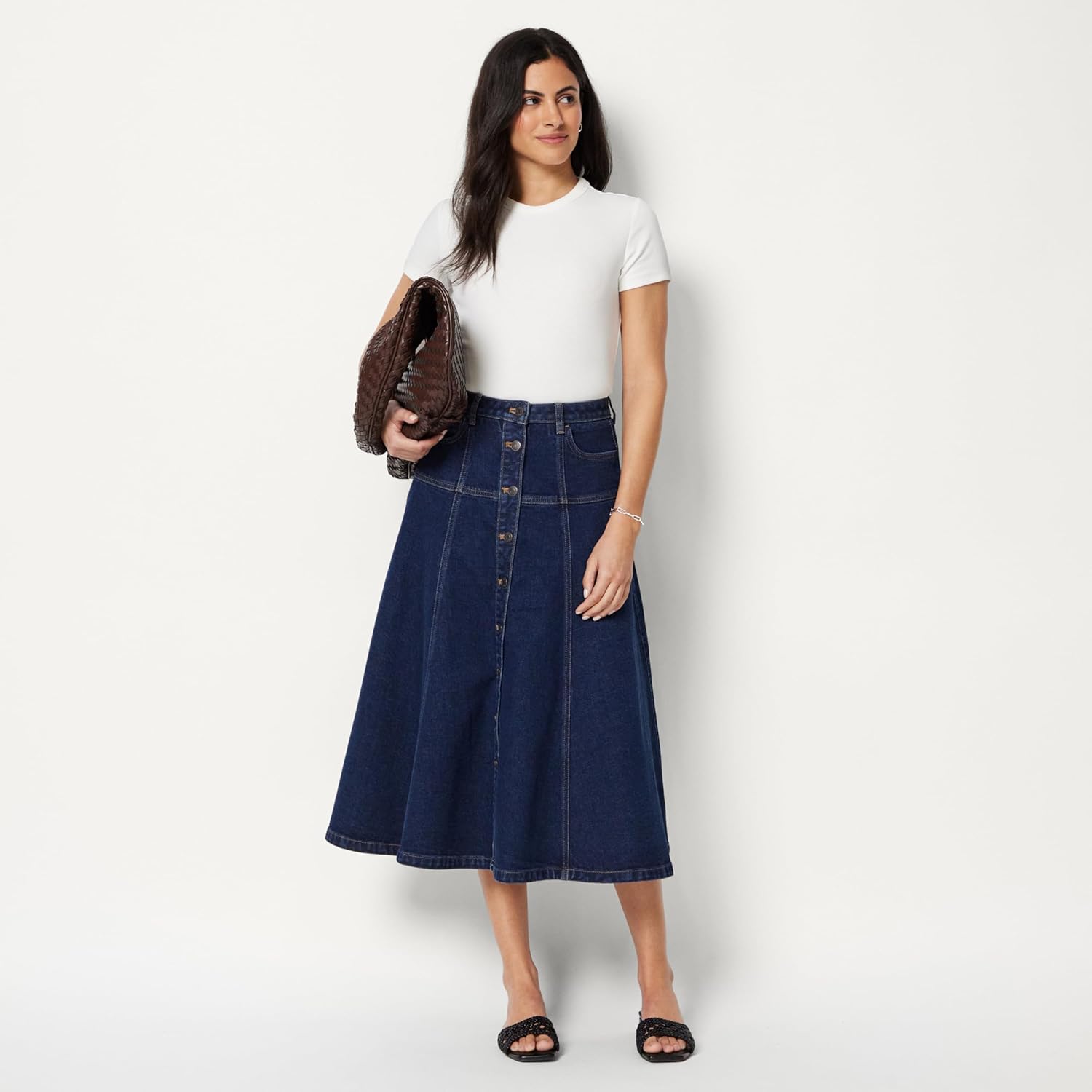 Detalle de Amazon Essentials Women's A-Line High-Rise Denim Button-Down Midi Skirt