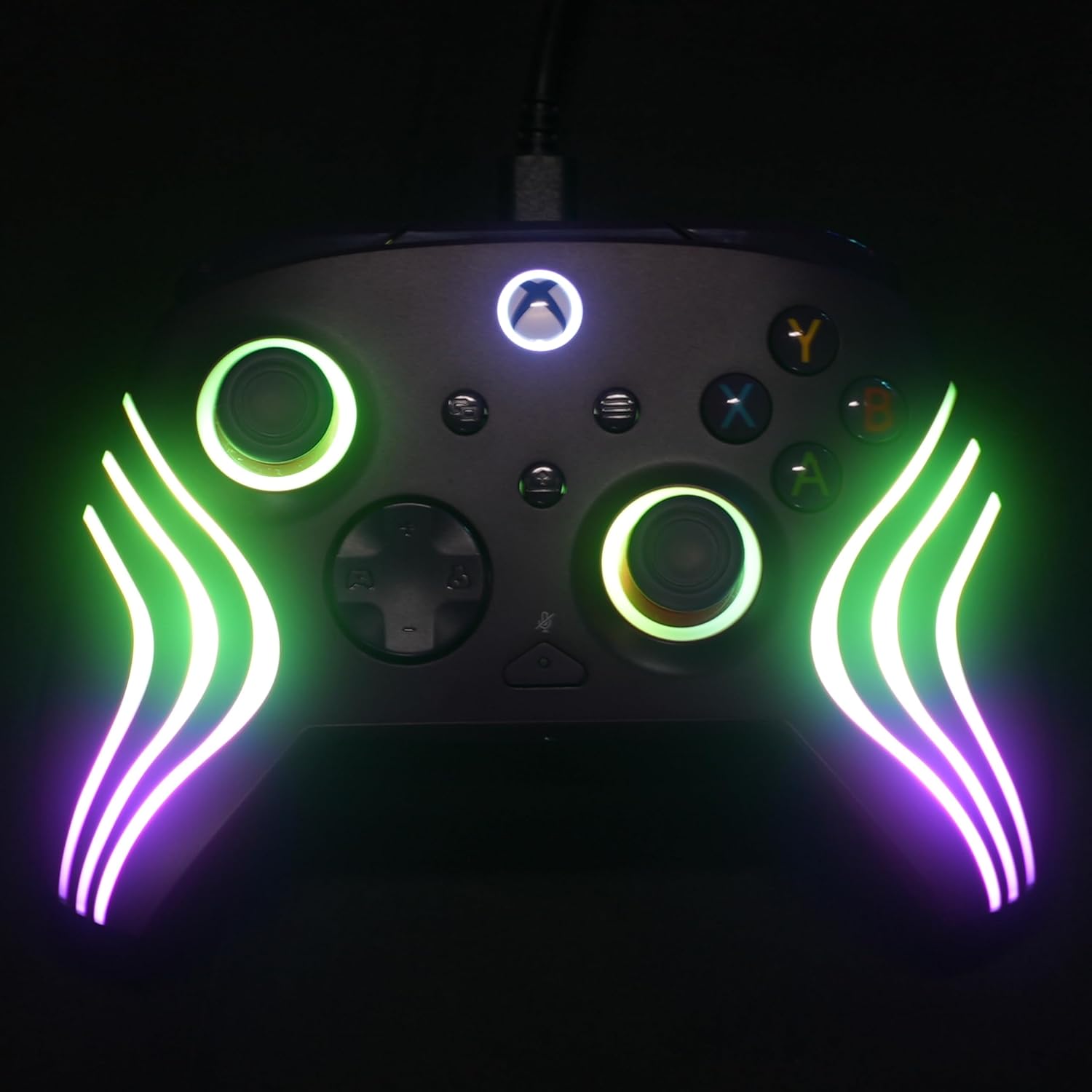 Detalle 2 de TURTLE BEACH TBC-2002-45 有線ゲームコントローラー パープル、3段階トリガー・背面ボタン・RGB