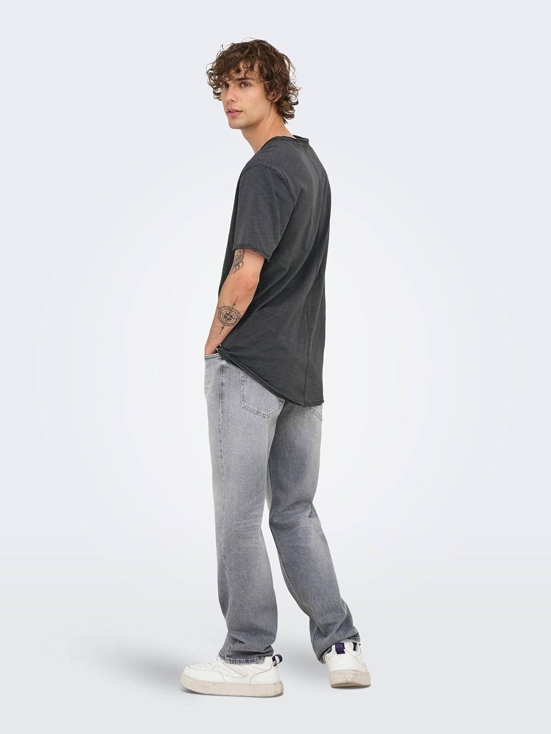 Thumbnail 3 de Only & Sons ONSBENNE T-Shirt – lang geschnitten, 100% Baumwolle