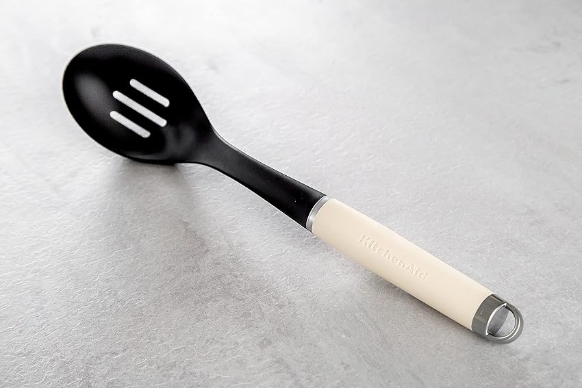 Thumbnail 5 de KitchenAid Cucharón de rejilla ergonómico, negro/beige 🍽