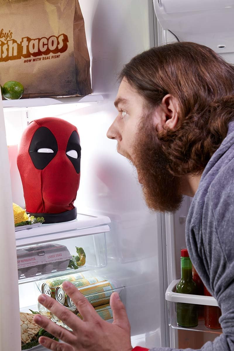 Detalle 2 de Marvel Press Deadpool Testa Interattiva 600+ effetti
