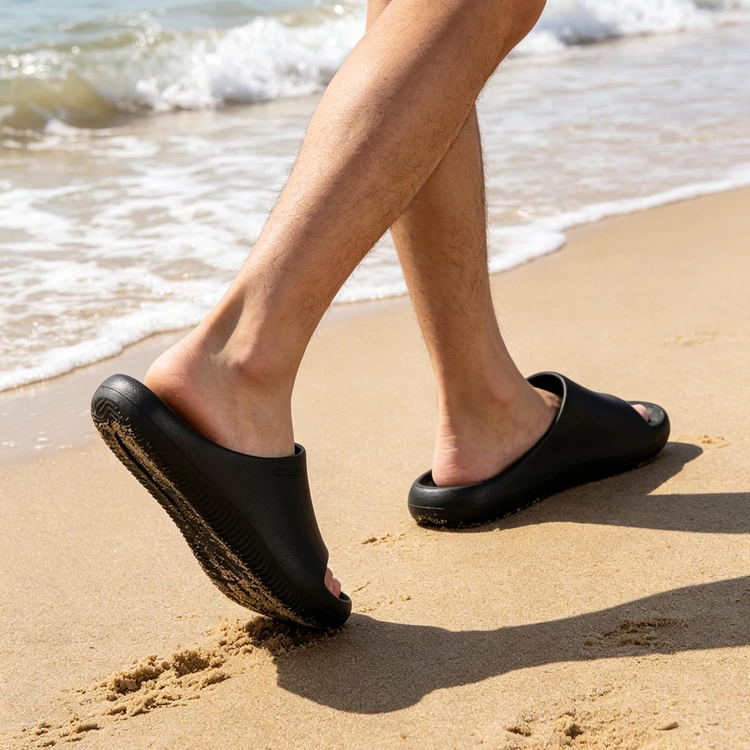 Detalle de JOMIX Ciabatte Uomo Slip On Estive: comodità in EVA, antiscivolo e impermeabili per spiaggia, piscina e uso quotidiano