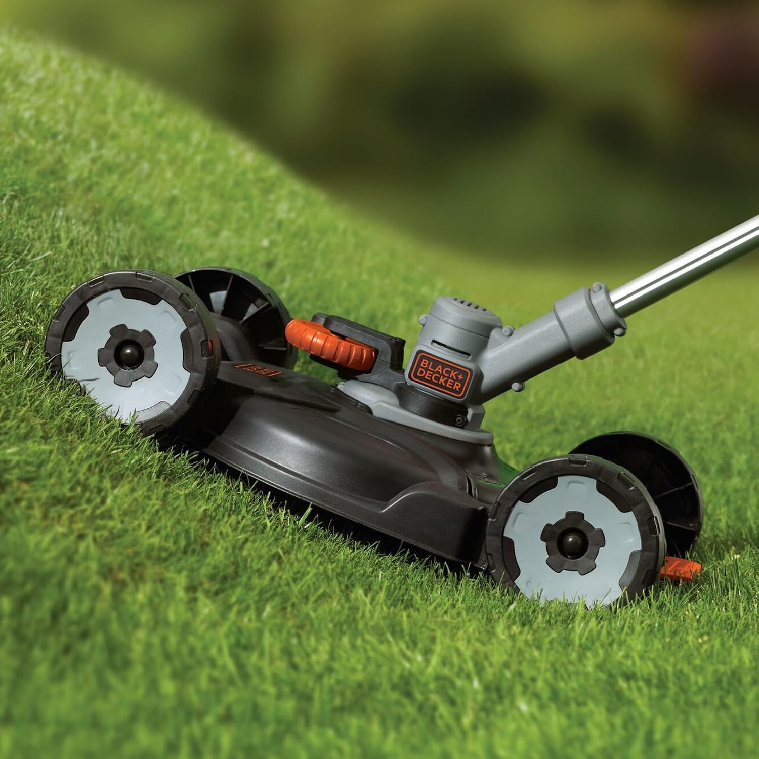 Detalle de BLACK+DECKER Akku-Rasentrimmer 18V POWERCONNECT 3-in-1 STC1820CM-QW