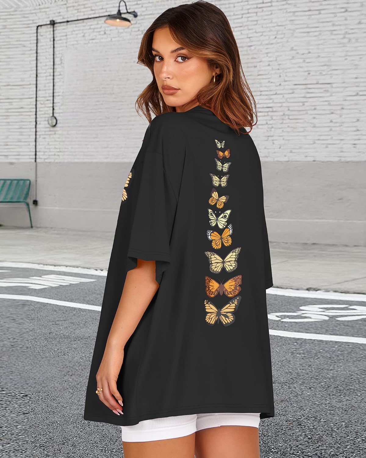 Detalle de Womens Oversized Graphic T-Shirt with Crew Neck – Short Sleeve Loose Fit (2026)
