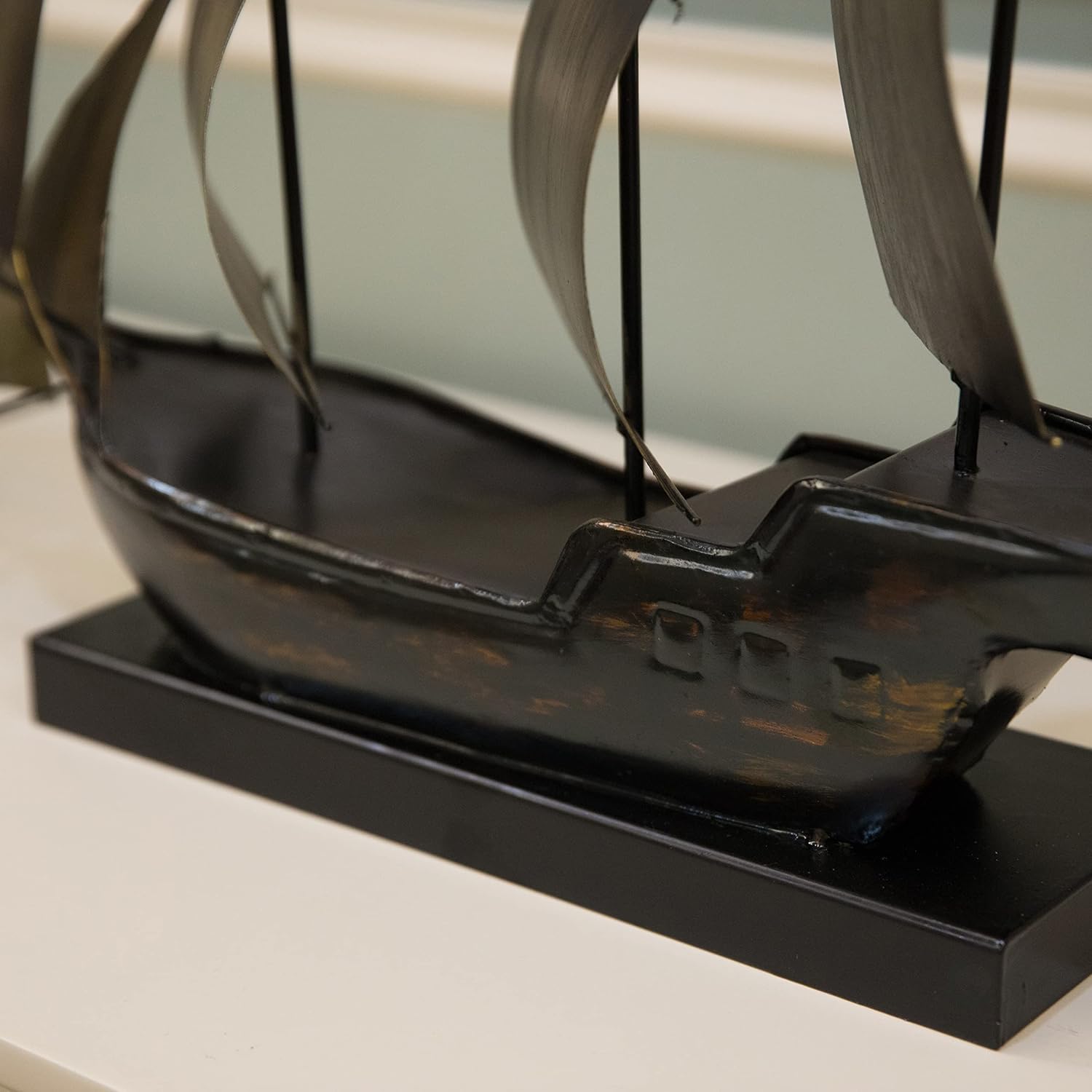 Thumbnail 4 de Vintiquewise Sailboat Centerpiece 20" ⚓