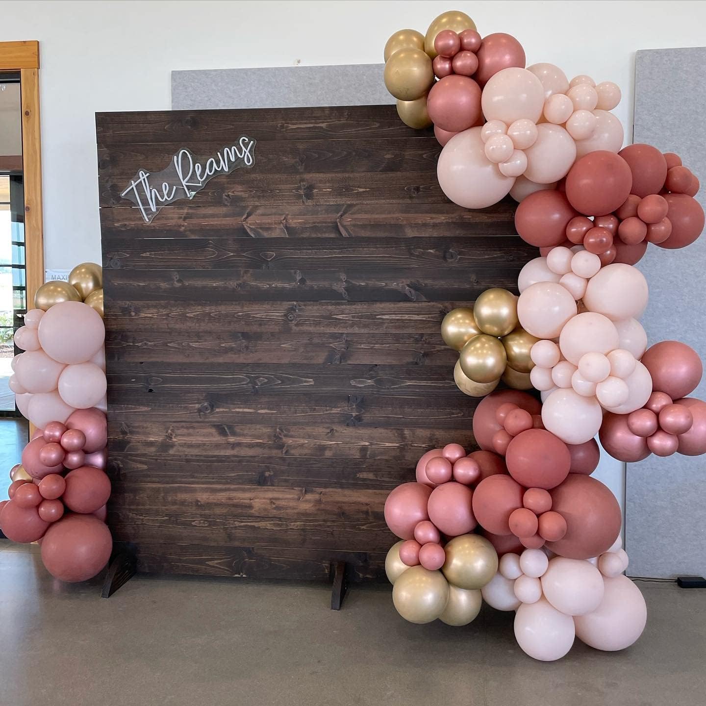 Thumbnail 4 de Dusty Pink Balloons 140pcs Retro Balloon Garland Arch Kit – Dusty Rose Latex Party Pack