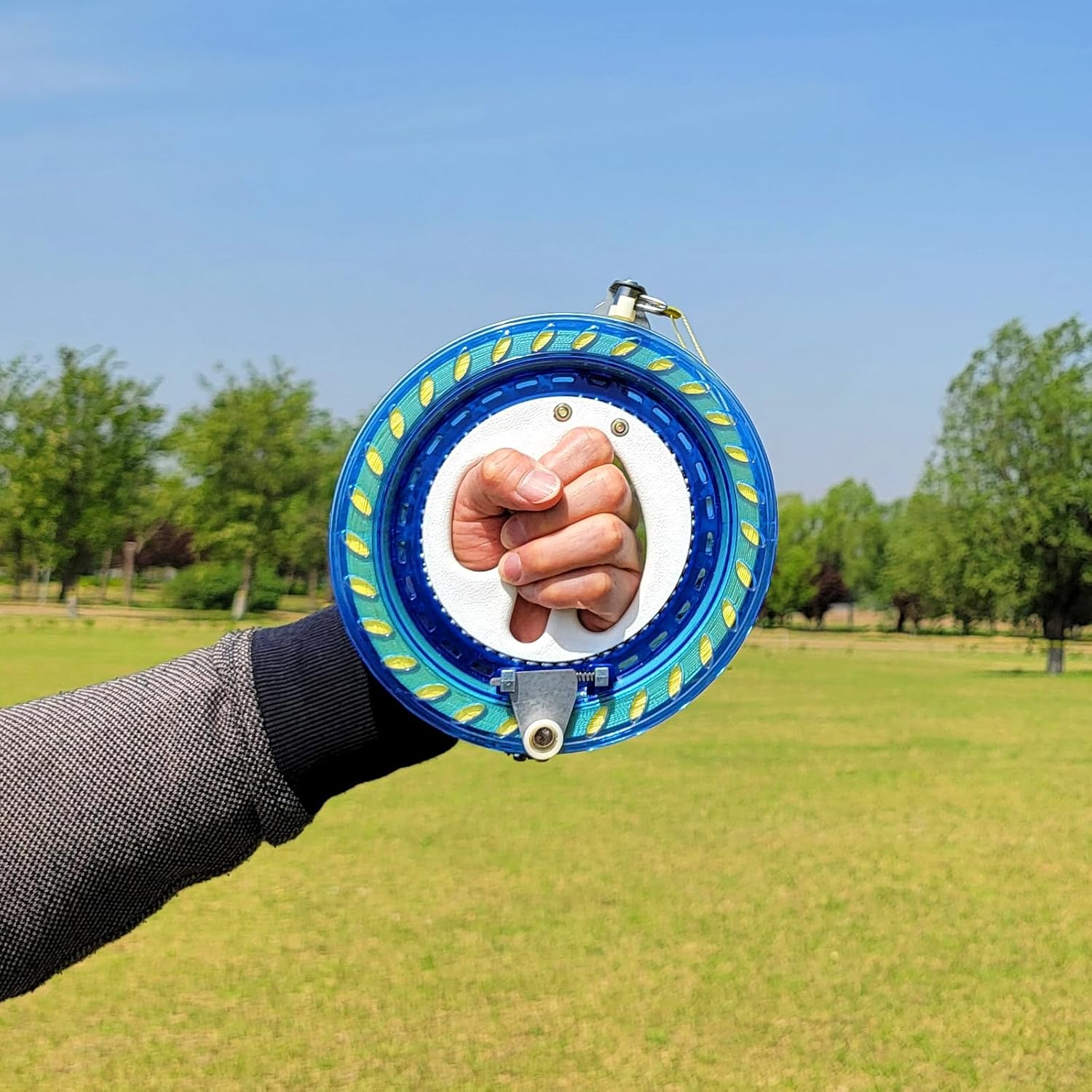 Thumbnail 3 de Kaiciuss Delta Kite for Kids & Adults (60") with 7.1" Kite Reel and 300ft String