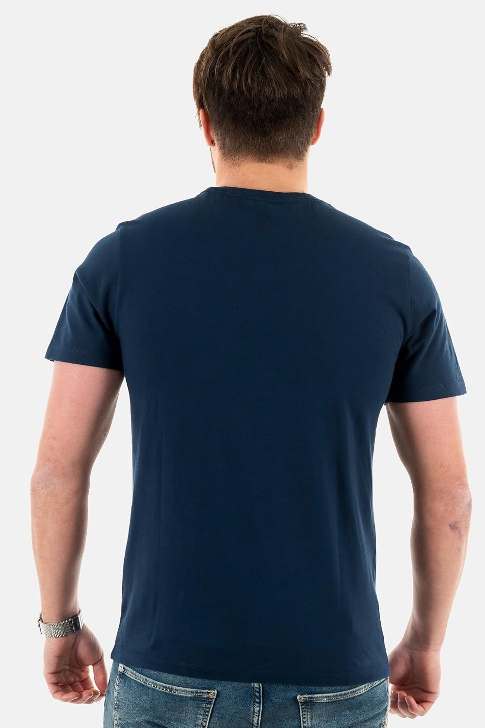 Detalle de Levi's Original Housemark V-Neck: maglietta da uomo con logo ricamato e vestibilità regolare
