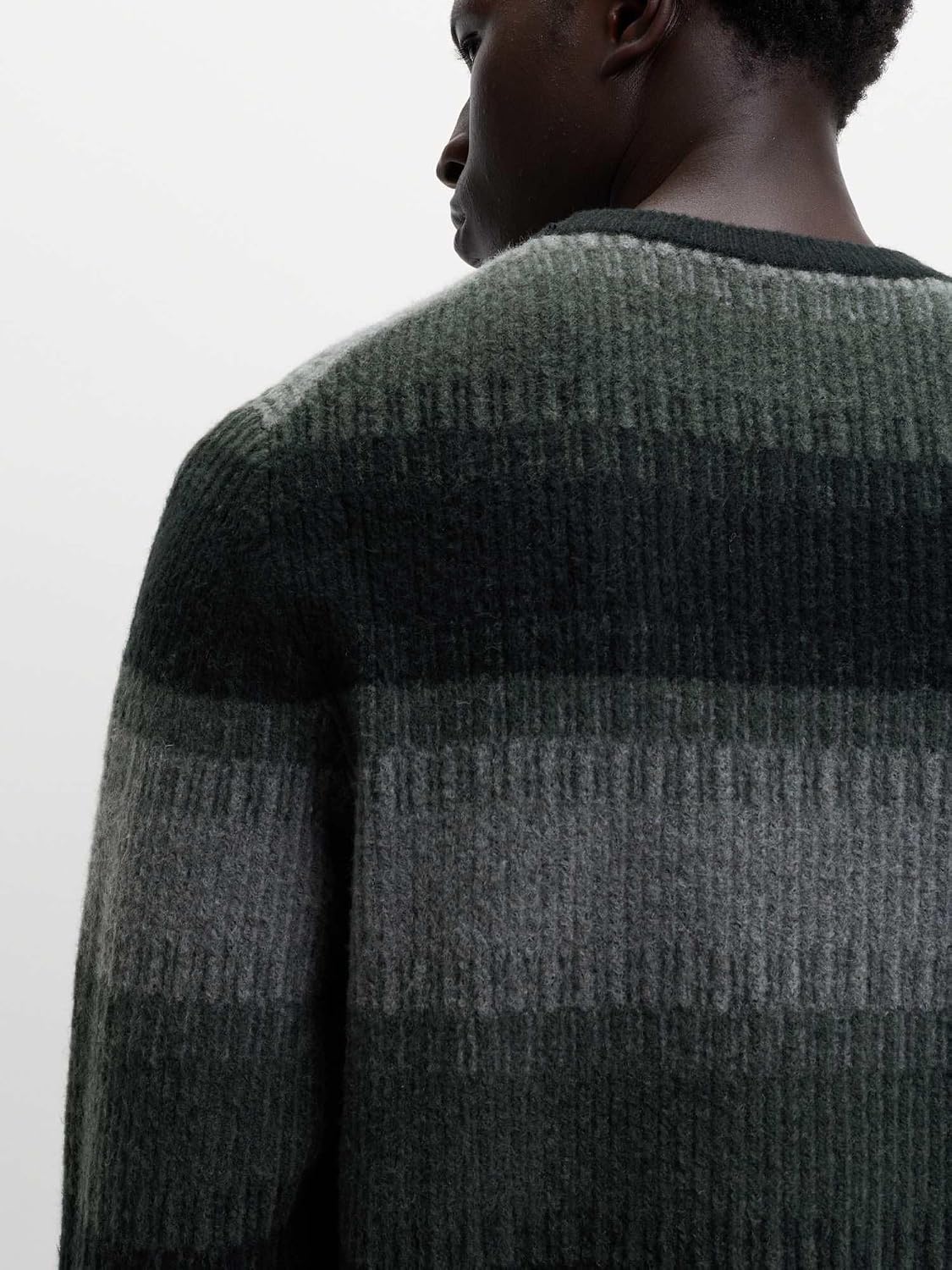 Detalle 2 de Marks & Spencer superzachte gestreepte trui met wol en ronde hals