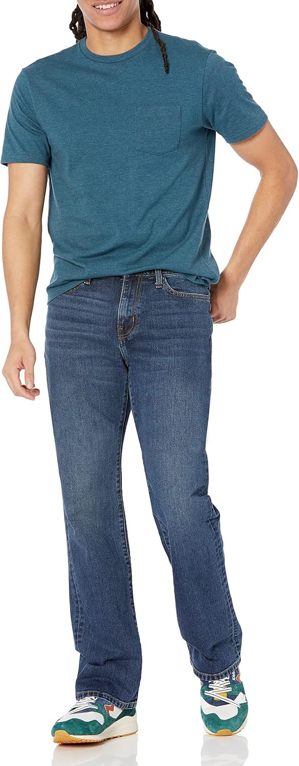 Thumbnail 4 de Amazon Essentials Men's Bootcut Jeans 9"