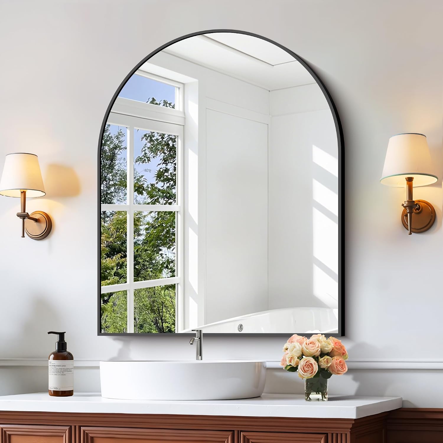 Detalle 2 de CIRCUMI Arched Wall Mirror 30x36 🪞