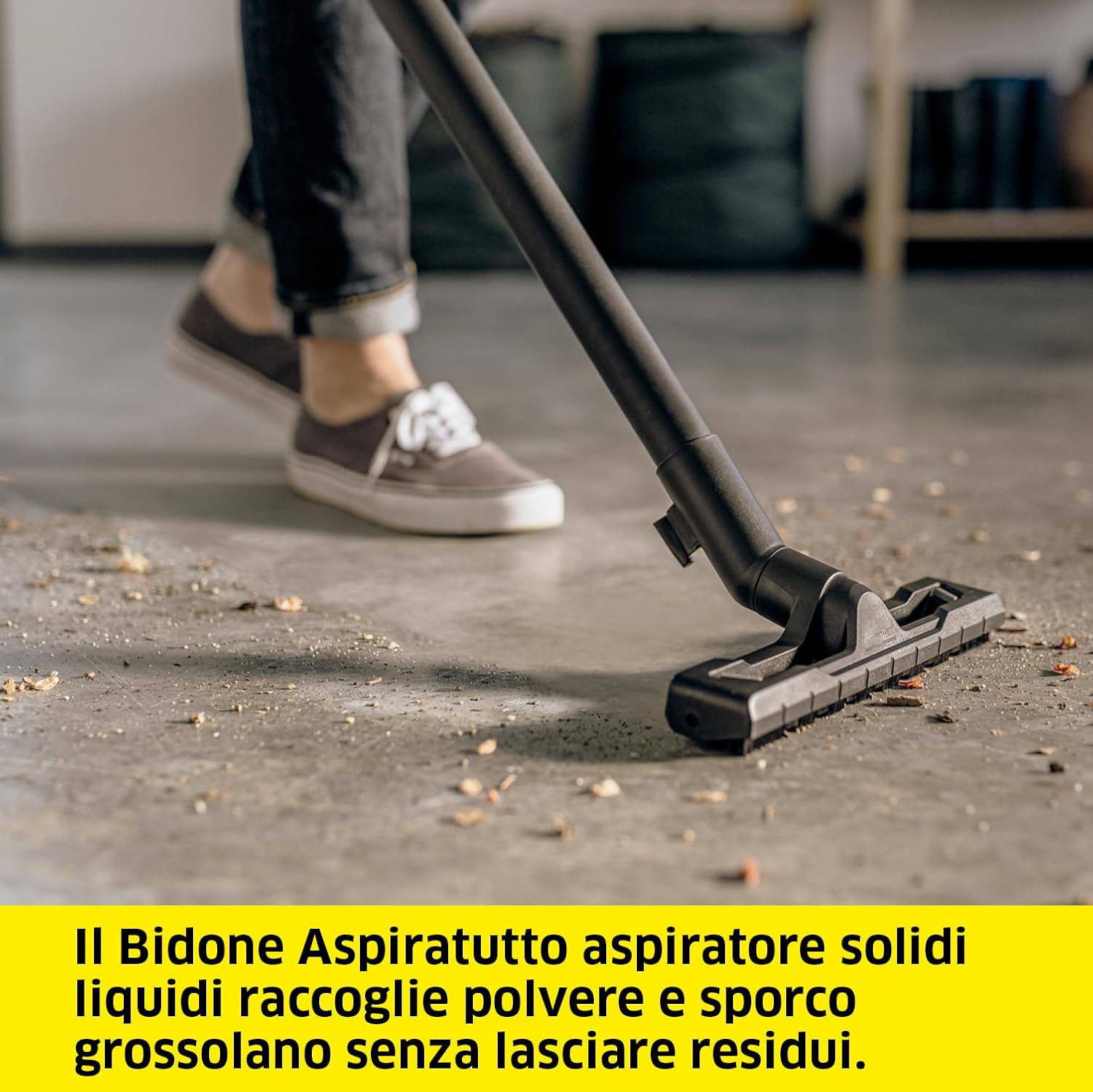 Thumbnail 1 de KÄRCHER WD 4 S: aspiratore solidi e liquidi da 1000 W con contenitore in acciaio da 20 l e funzione soffiante