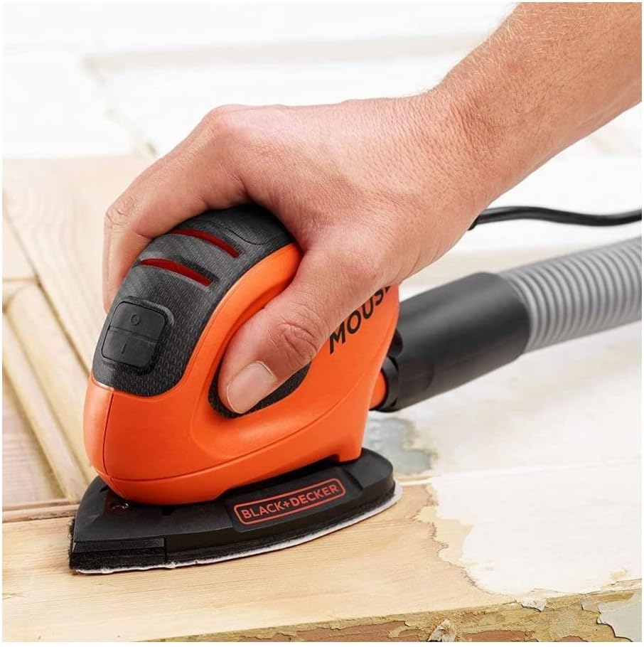 Detalle 2 de BLACK+DECKER BEW230BC-QS Mouse Detail Sander, 55W with 15 Accessories